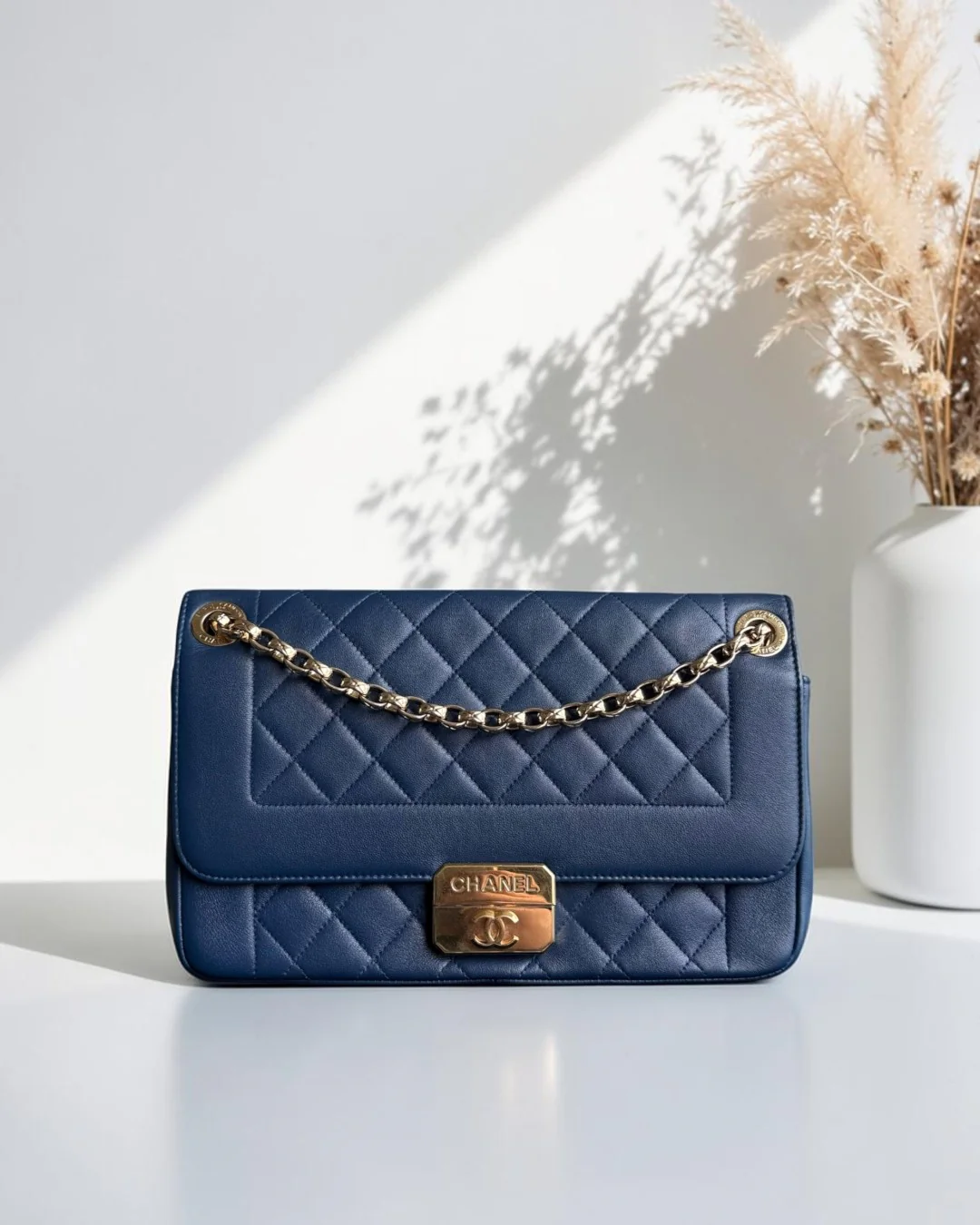 Chanel Chic With Me Medium - Lambskin Quilted 25CM Navy Blue Gold Hardware Series 18