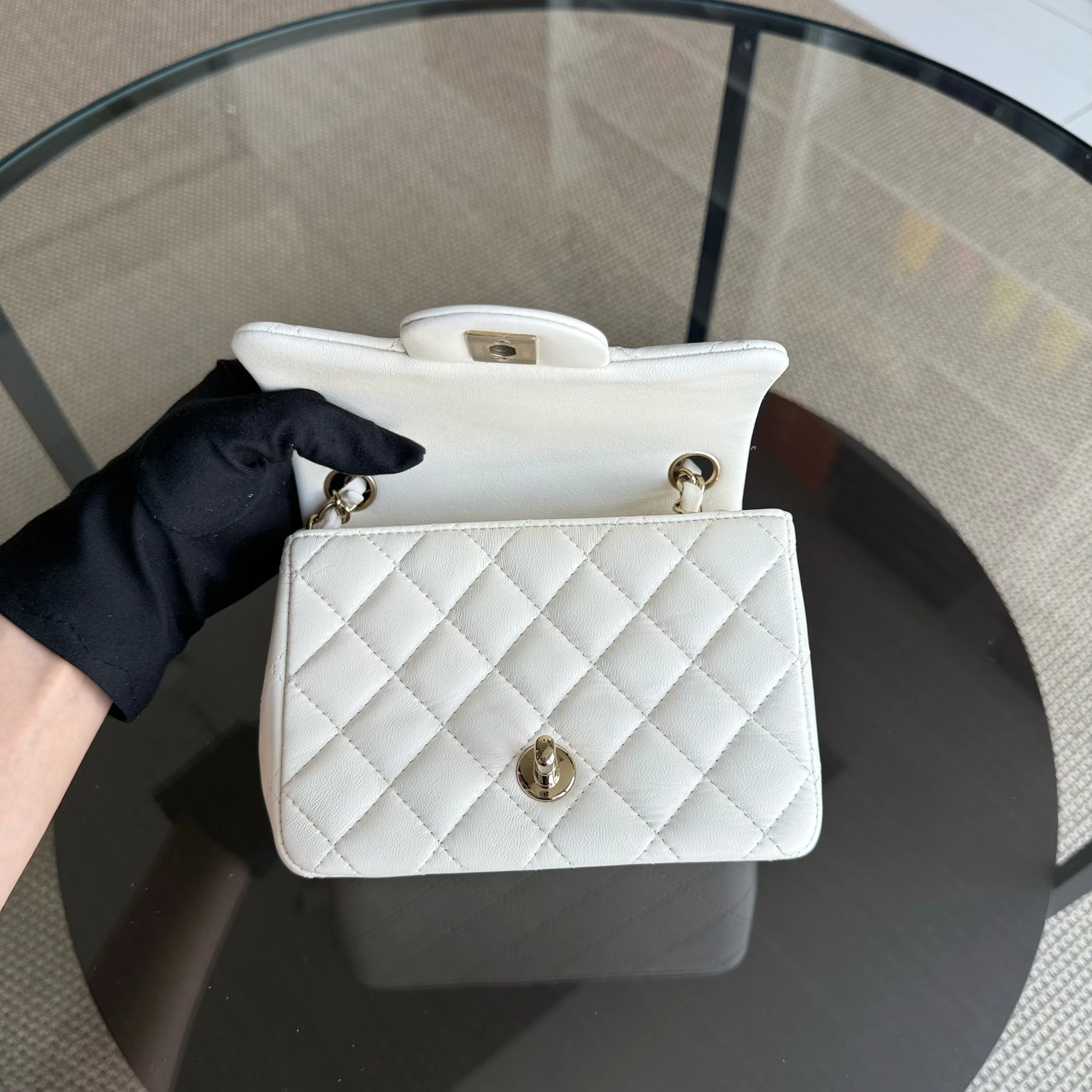 Chanel Classic Flap Mini Square - 17CM Quilted Lambskin White Gold Hardware Microchip