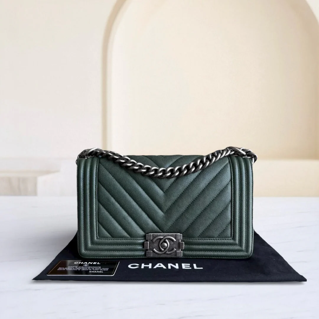Chanel Boy Medium - Caviar 25CM Chevron Dark Green Ruthenium Silver Hardware Series 26
