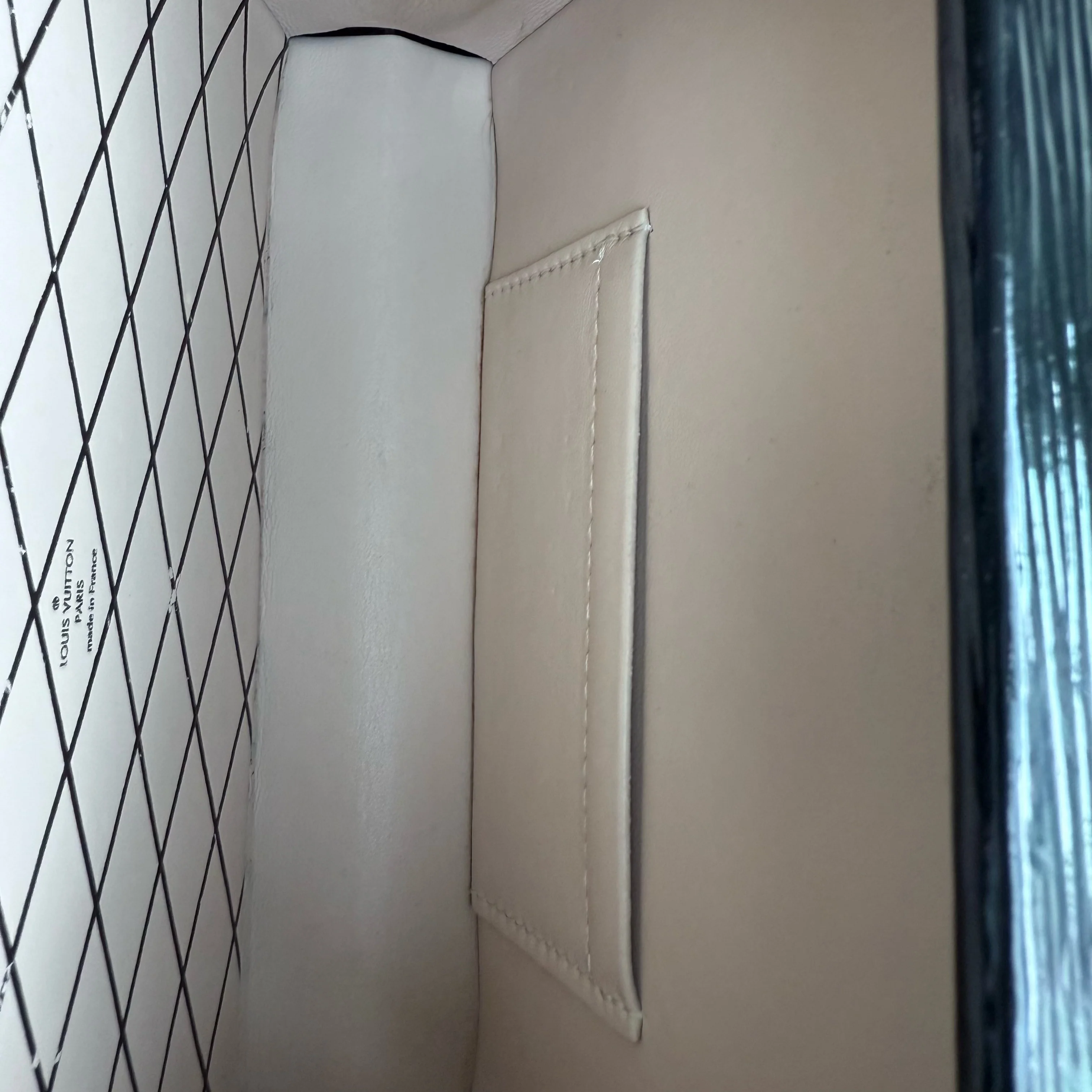 Louis Vuitton Petite Malle - New Edition EPI Leather Red Box Shoulder Bag Gold Hardware Microchip