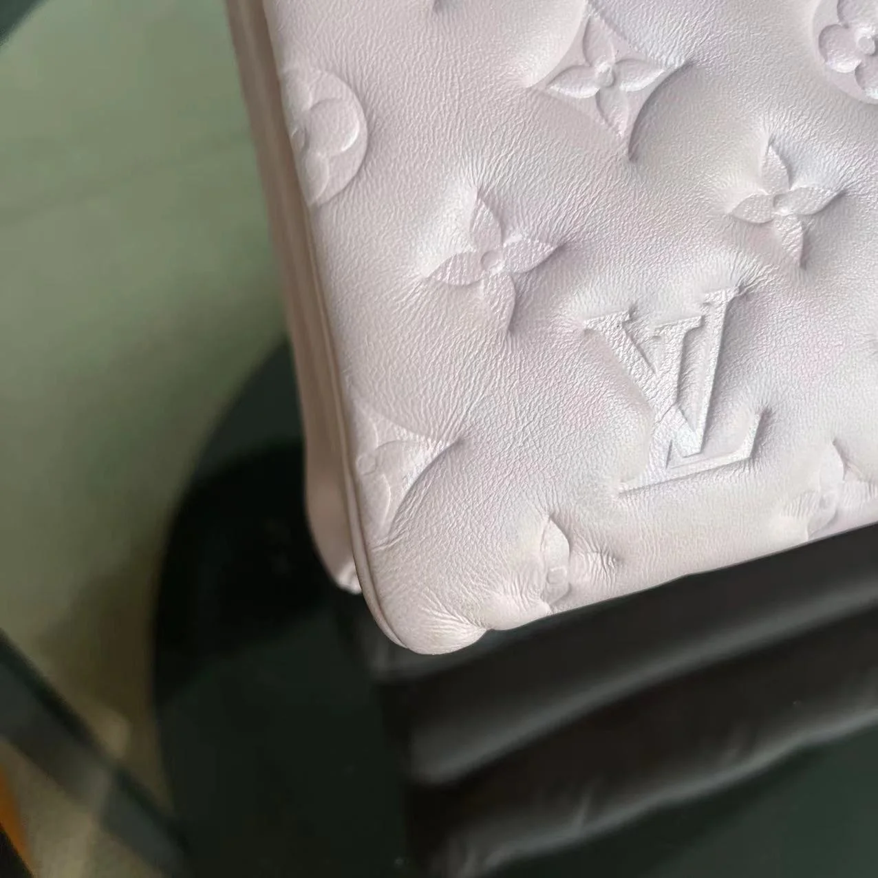 Louis Vuitton Coussin PM Puffy Lambskin Light Purple Golden Hardware