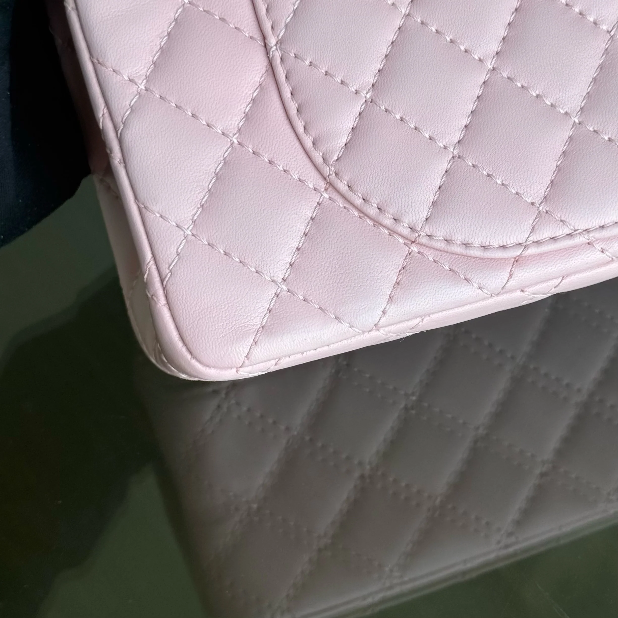 Chanel 2.55 Reissue 225 - 24CM Quilted Lambskin Sakura Light Pink Black Hardware Series 13