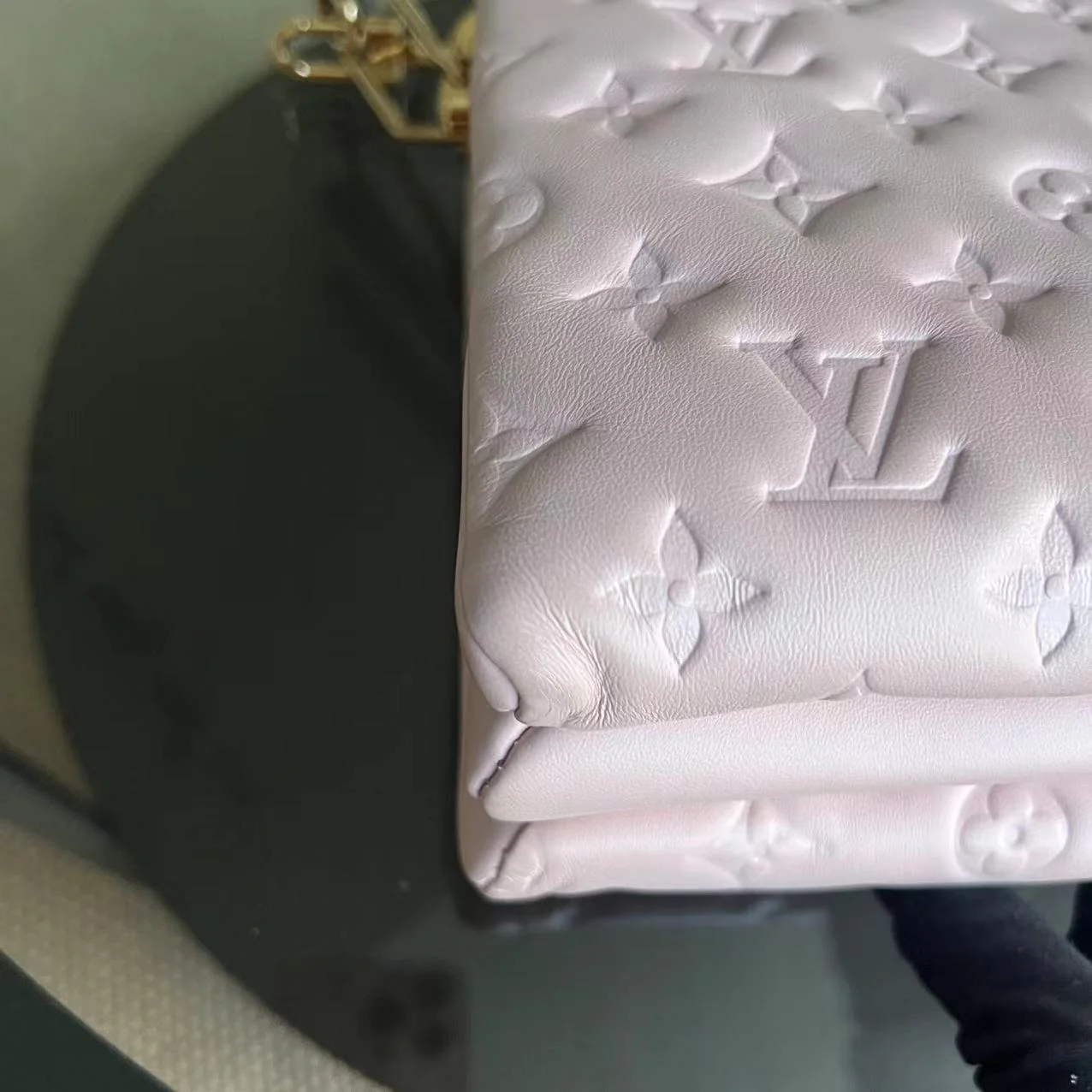 Louis Vuitton Coussin PM Puffy Lambskin Light Purple Golden Hardware