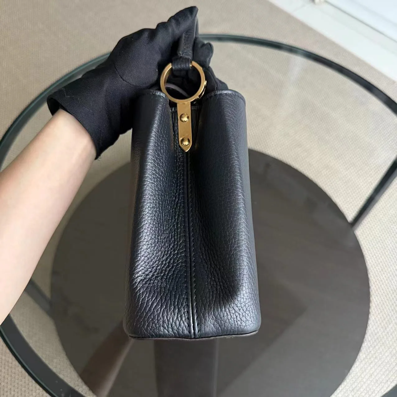 Louis Vuitton Capucines BB - Taurillon Grained Calfskin Noir Gold Hardware
