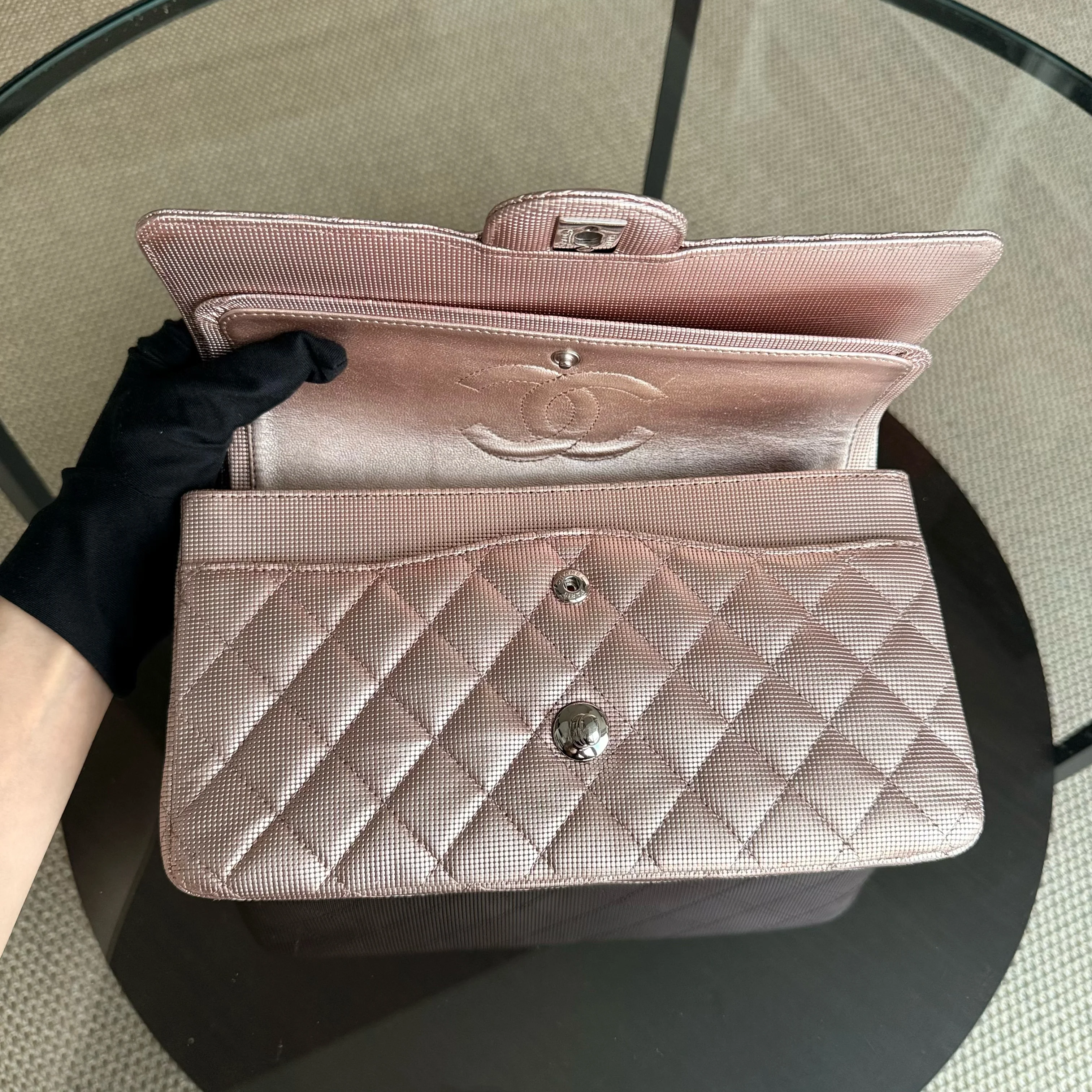 Chanel Classic Flap Medium - Pixelated Calfskin Metallic Pink Silver Hardware Series 21