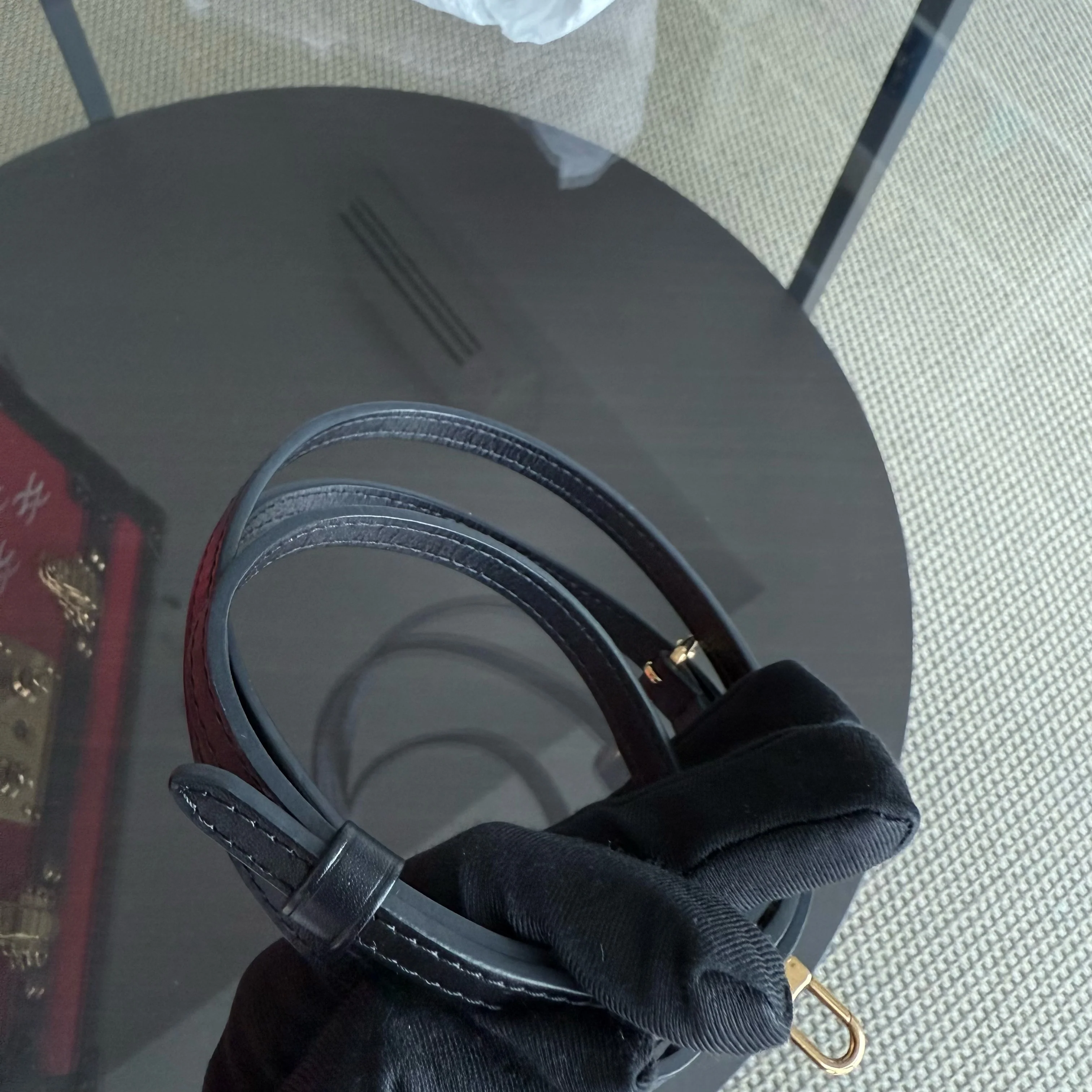 Louis Vuitton Petite Malle - New Edition EPI Leather Red Box Shoulder Bag Gold Hardware Microchip