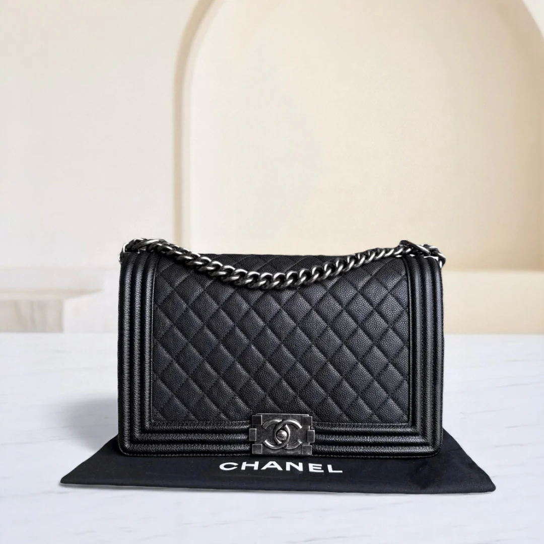 Chanel Boy Medium - Caviar 28CM New Medium Quilted Black Ruthenium Silver Hardware