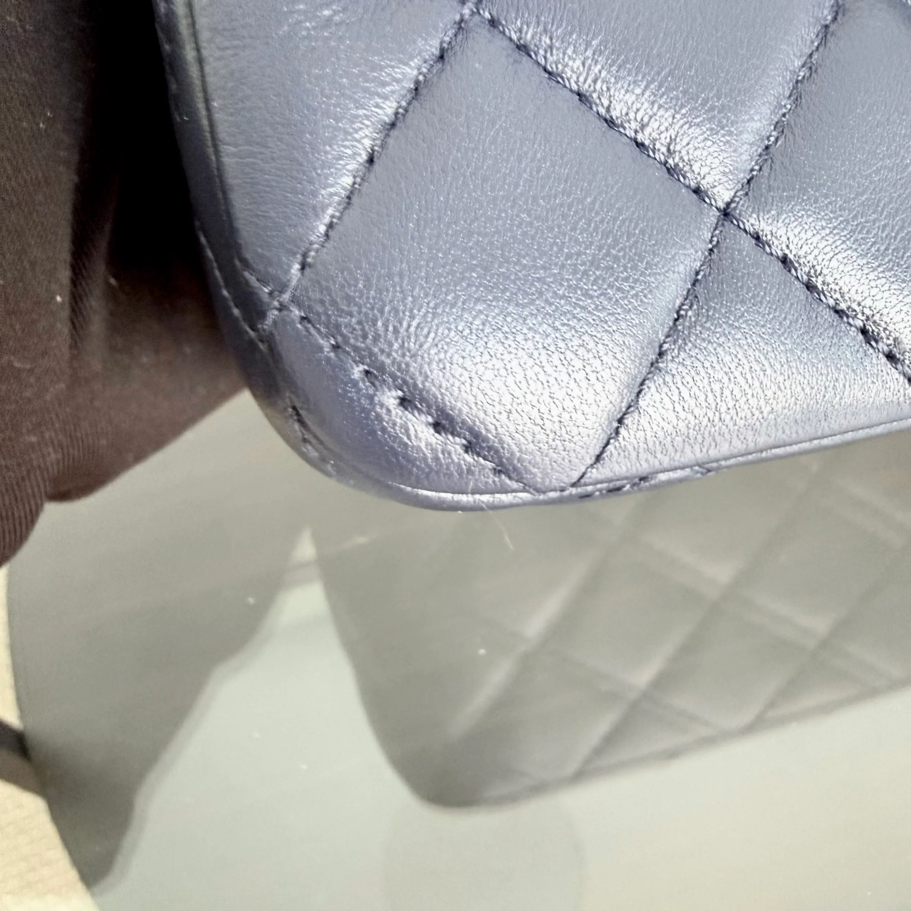 Chanel Classic Flap Mini - 20CM Rectangle Pearl Crush Quilted Lambskin Dark Blue Gold Hardware Series 30