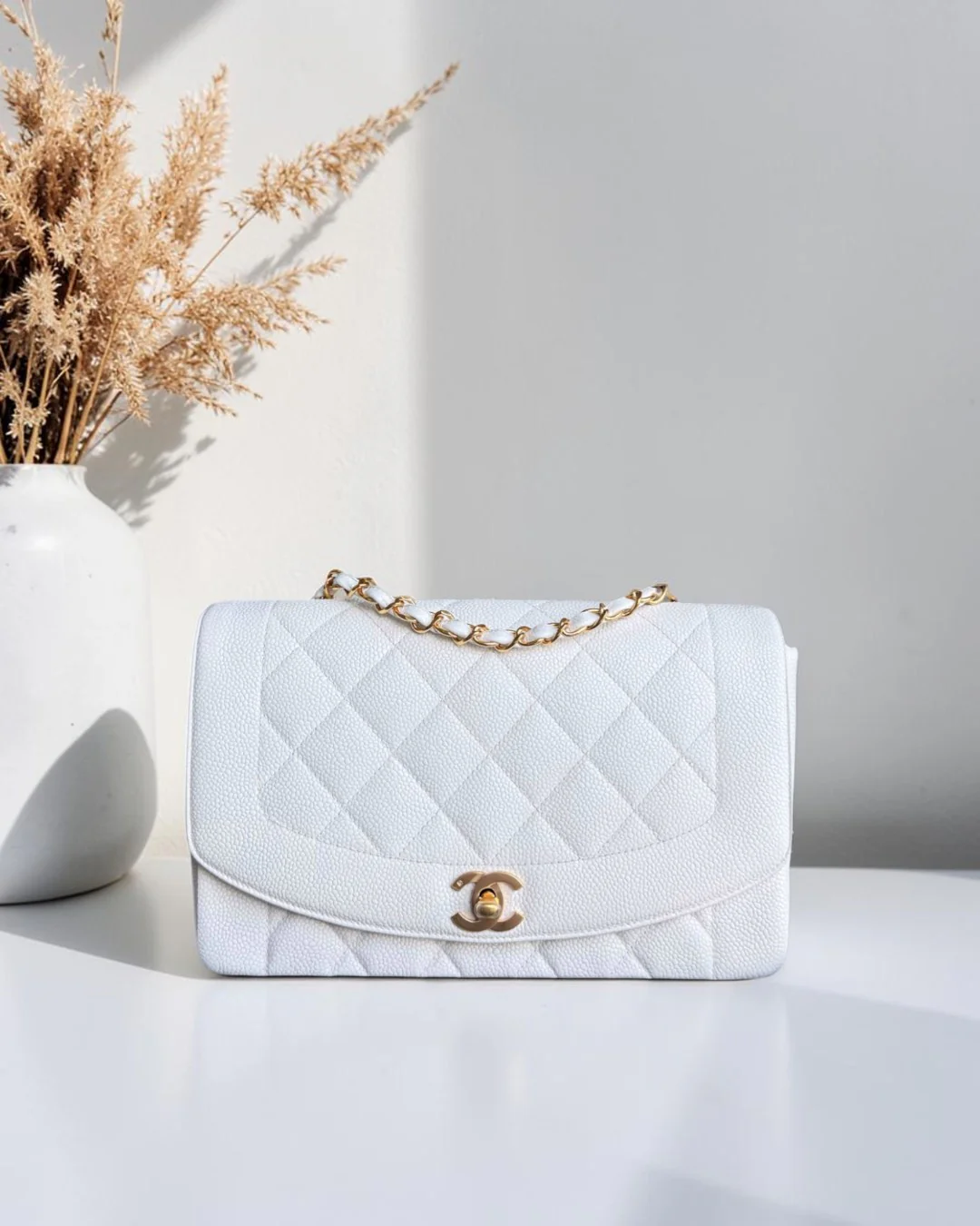 Chanel Diana Medium Vintage - 25CM Quilted Caviar White Gold Hardware Series 2