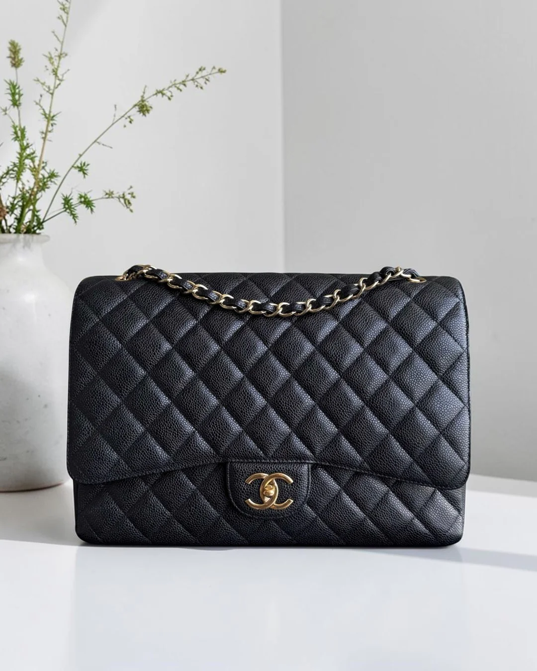 Chanel Classic Flap Maxi - Caviar Double Flap 33CM Quilted Black Gold Hardware