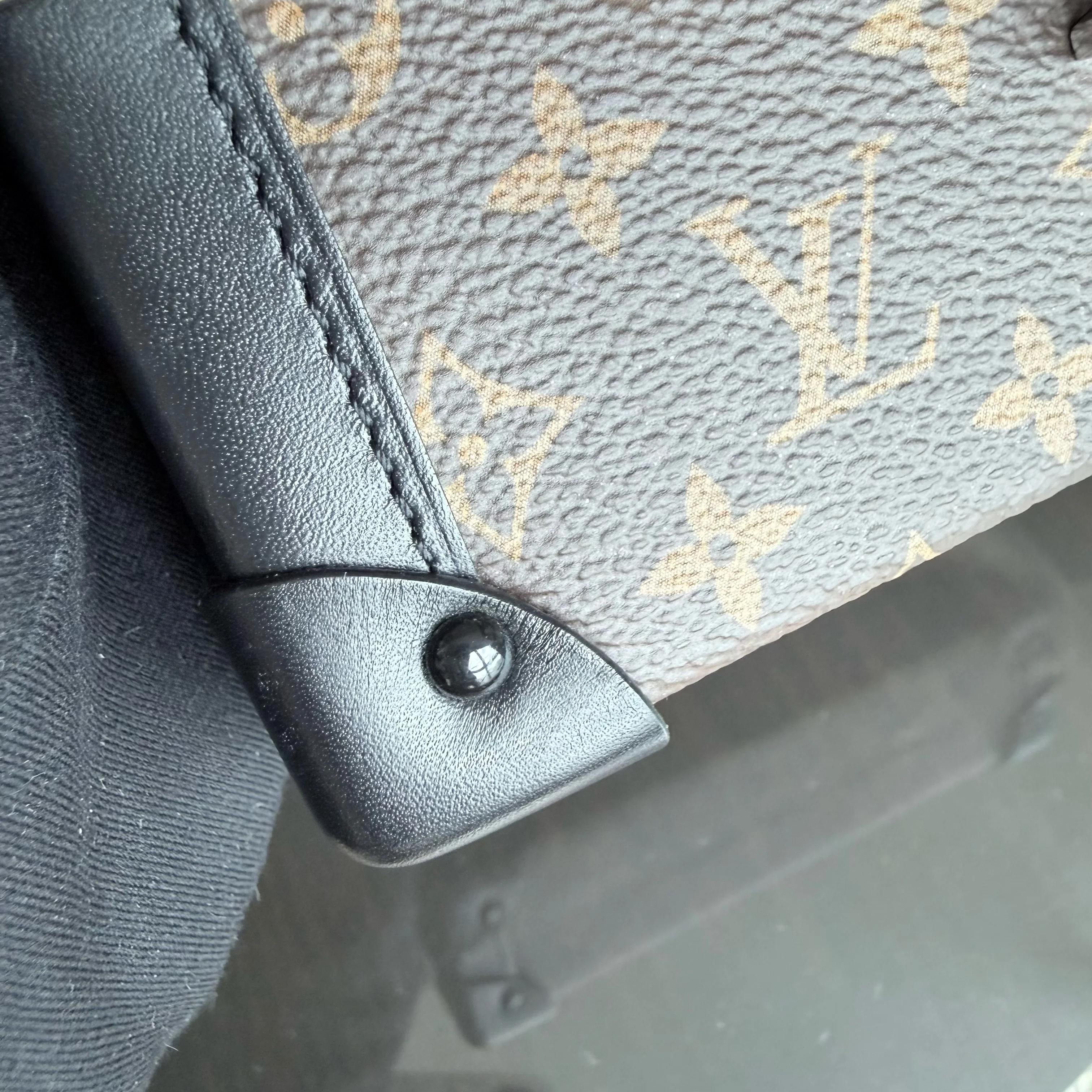 Louis Vuitton Petite Malle - Canvas Monogram Box Limited Edition Crossbody