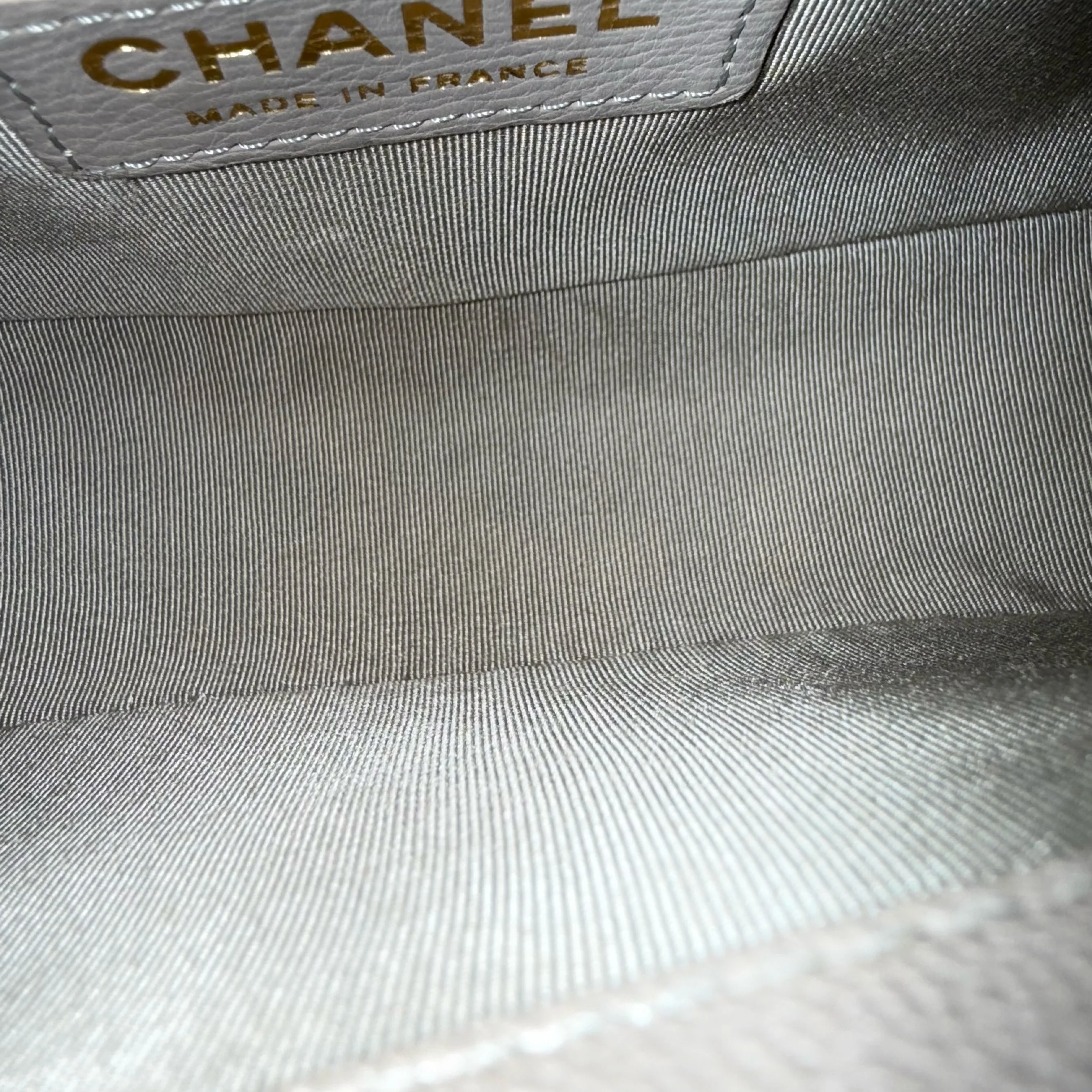 Chanel Boy Small - Caviar 20CM Quilted Grained Calfskin Grey Gray Gold Hardware Series 27