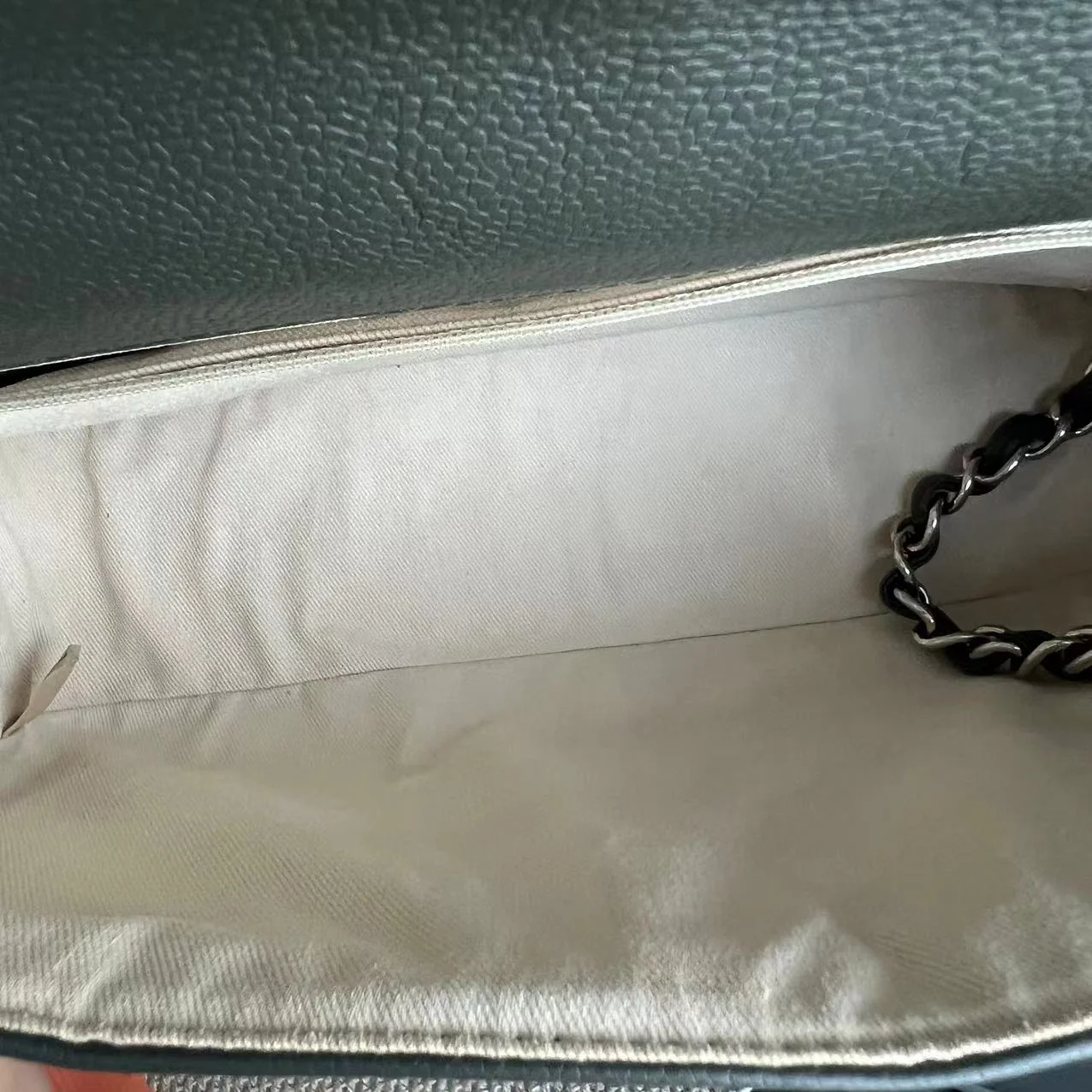 Caviar Seasonal Timeless CC Flap Green Silver Hardware Series 15