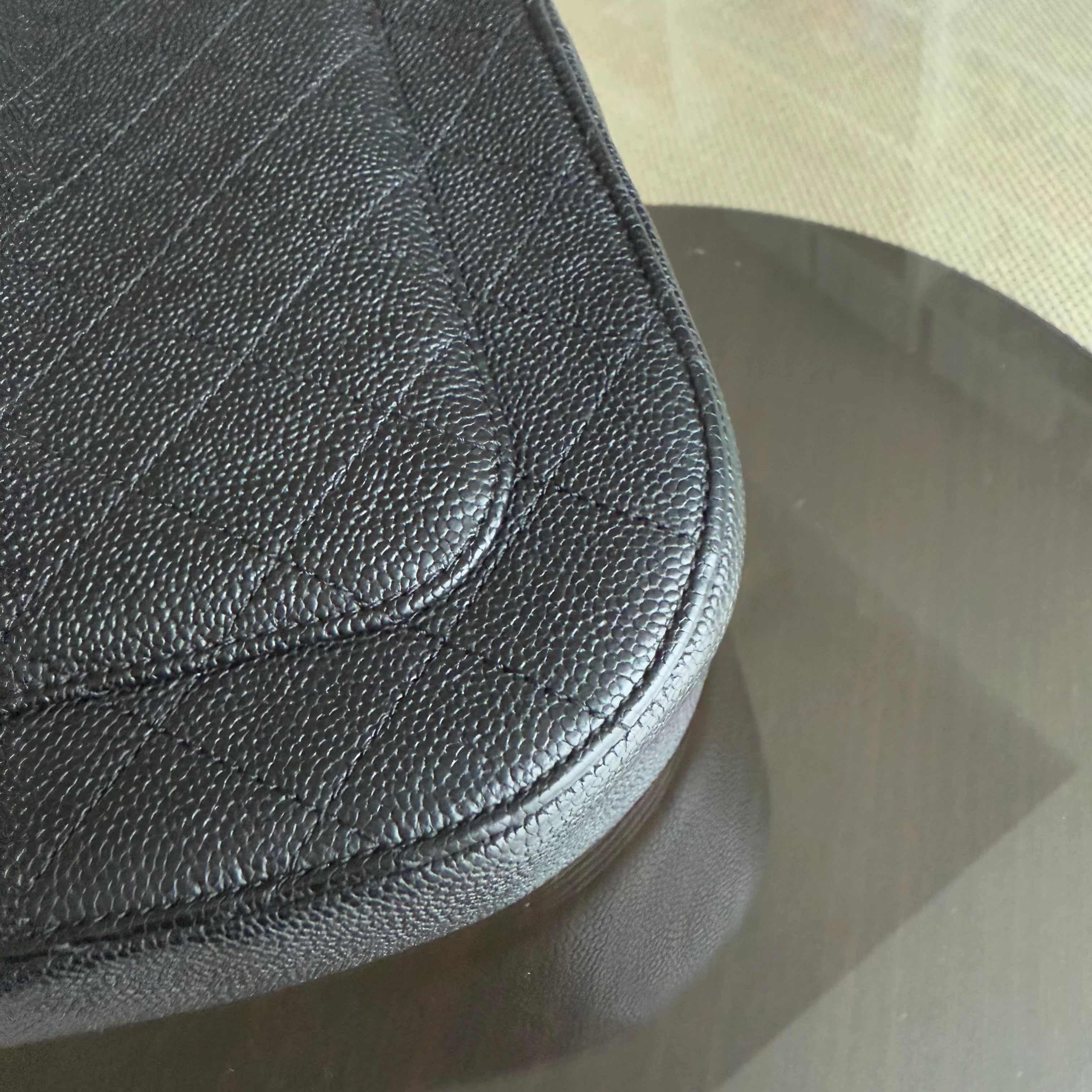 Chanel Coco Curve Cuba - Caviar Medium Black Gold Hardware