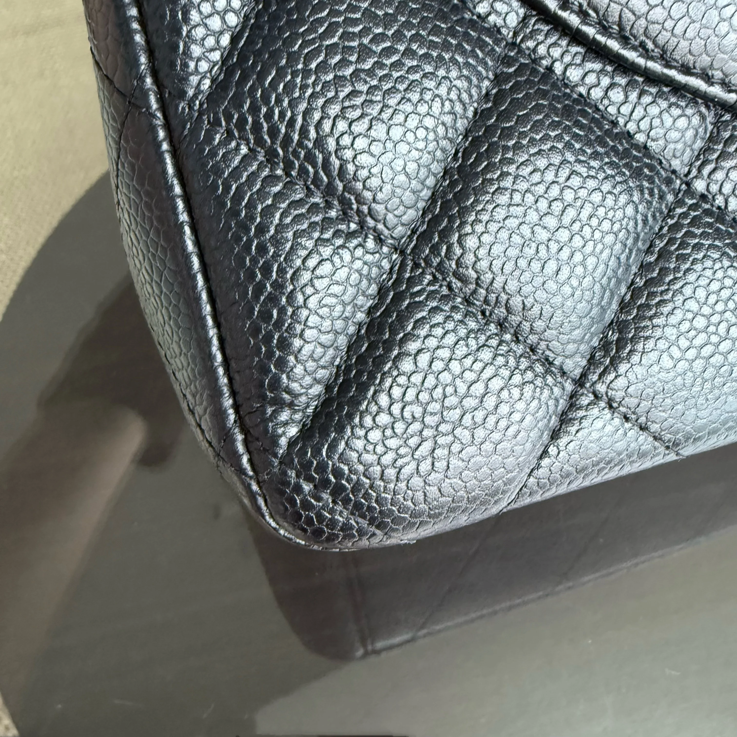 Chanel Classic Flap Maxi - Caviar Double Flap 33CM Quilted Black Gold Hardware Series 15