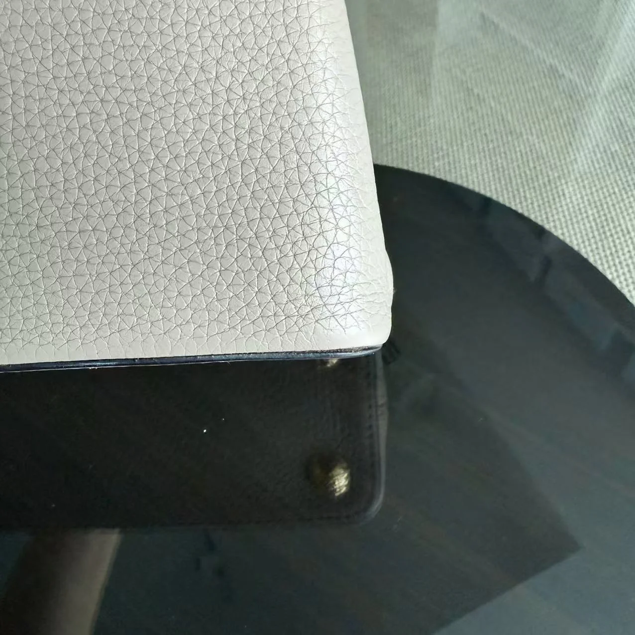 Louis Vuitton Capucines BB - Taurillon Grained Calfskin Light Beige Gold Hardware