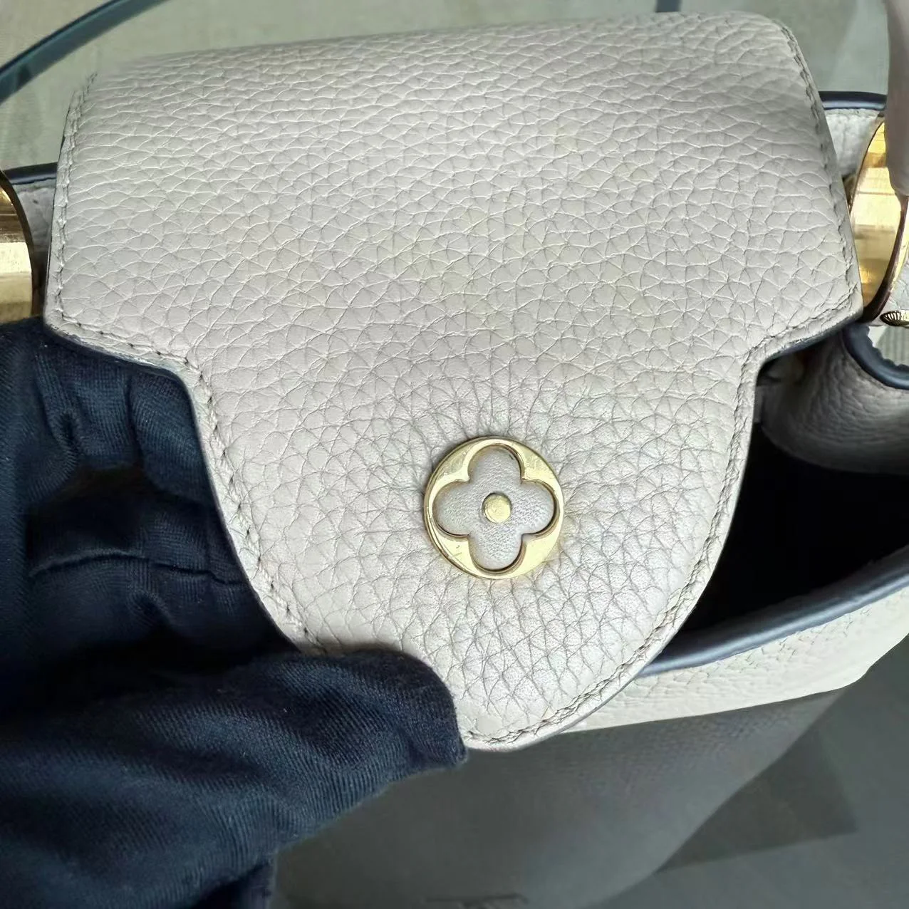 Louis Vuitton Capucines BB - Taurillon Grained Calfskin Light Beige Gold Hardware