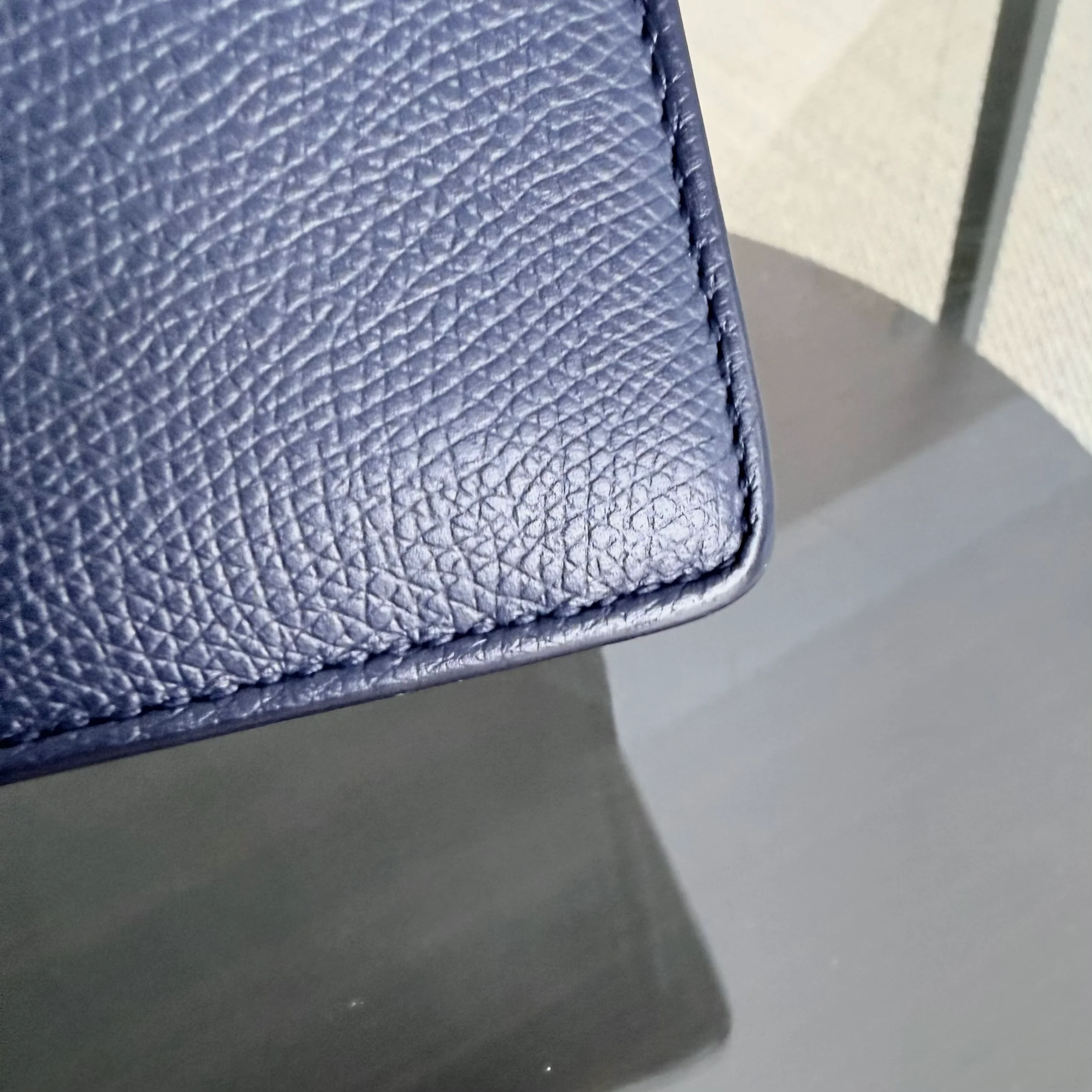 Dior 30 Montaigne Medium - Caviar Dark Blue Gold Hardware