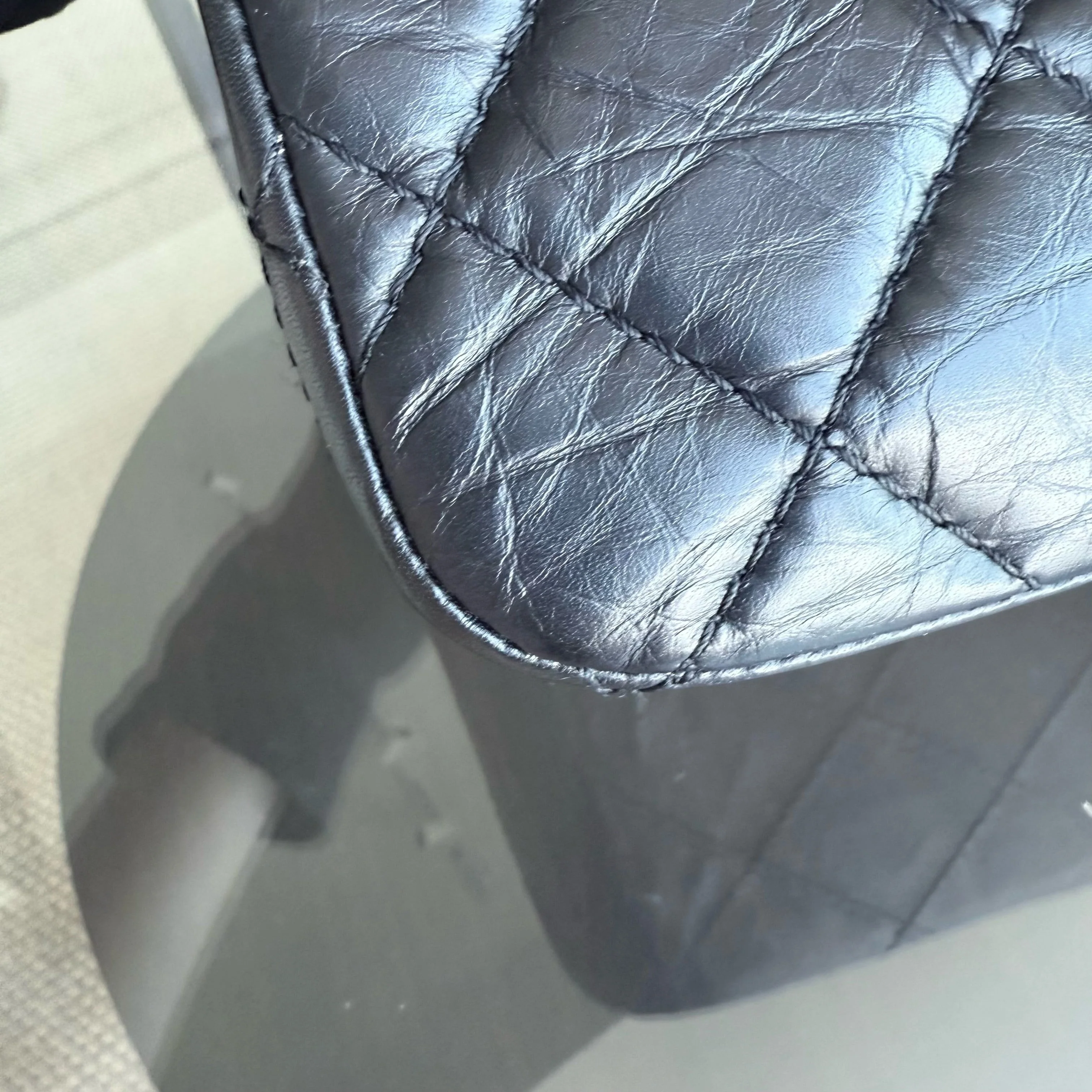 Chanel 2.55 Reissue 227 - Quilted Aged Calfskin Black Gold Hardware