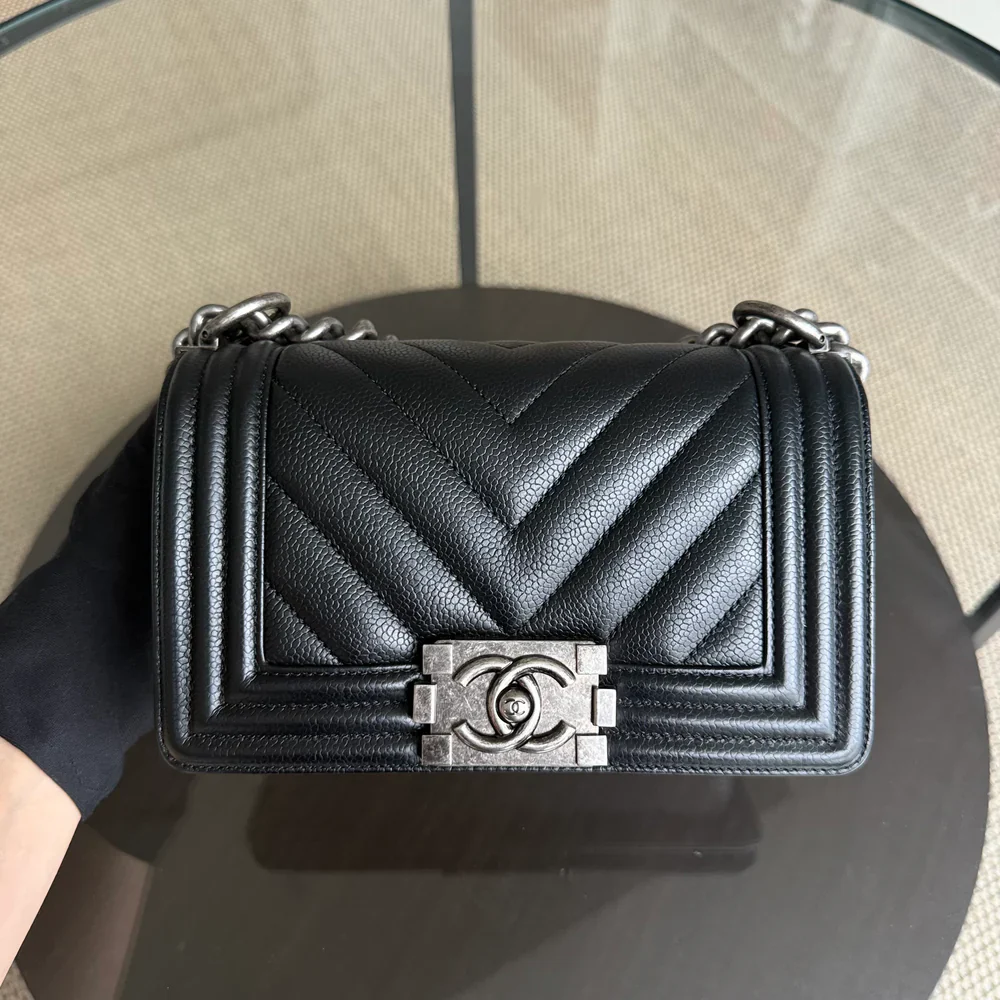 Chanel Boy Small - Caviar 20CM Chevron Grained Calfskin Black Leboy Ruthenium Sliver Hardware Series 28