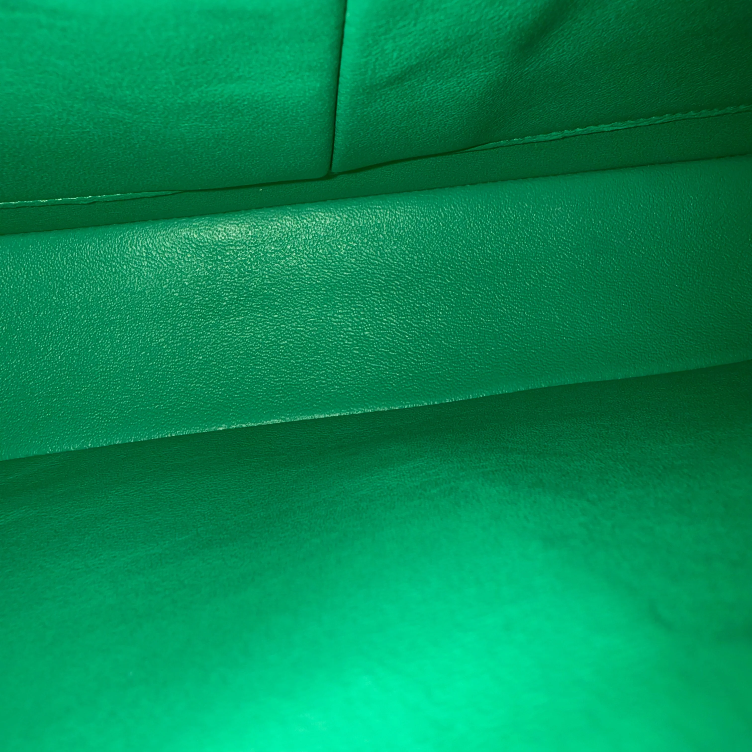 Chanel Classic Flap Medium - 25CM Quilted Lambskin Green Gold Hardware Series 18