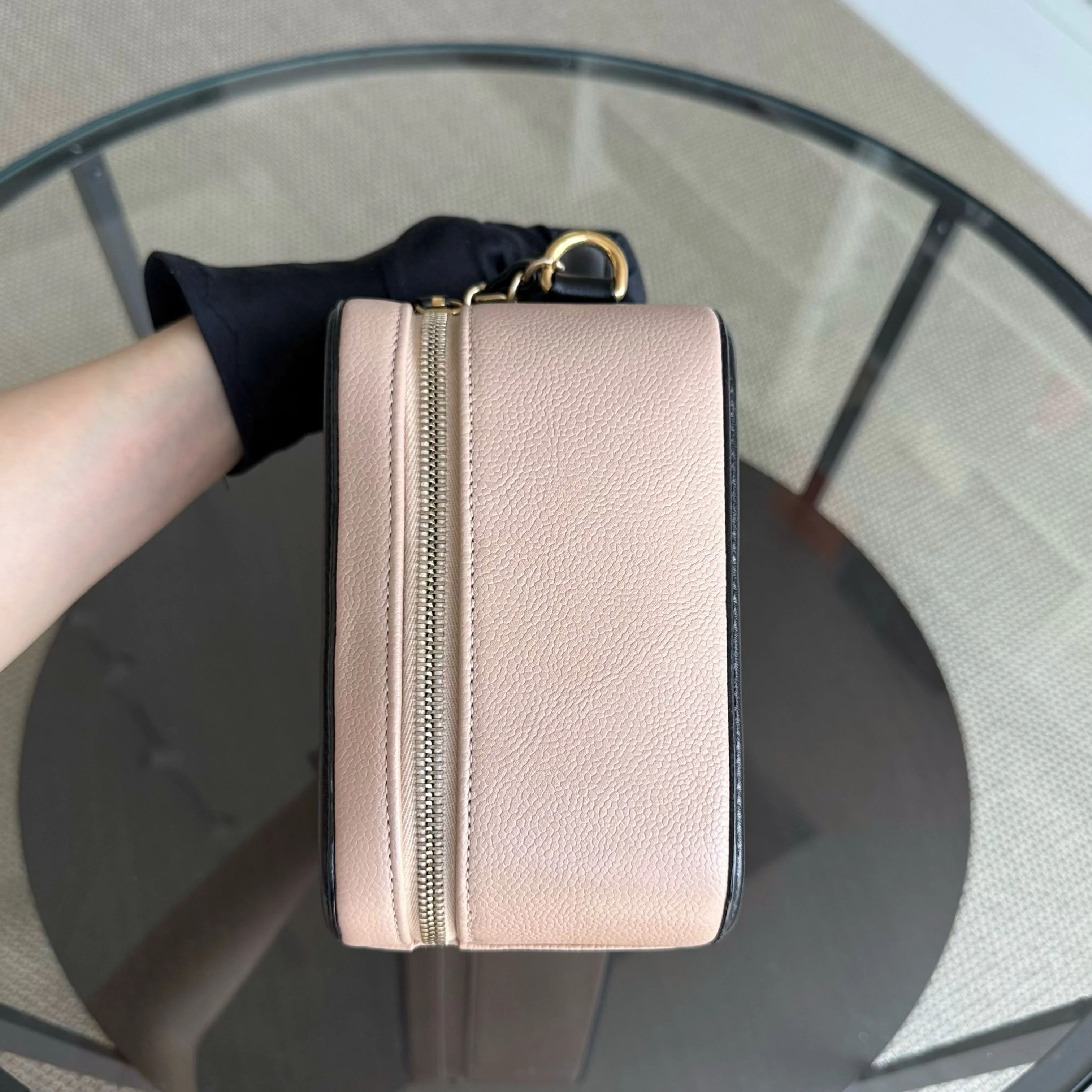 Chanel Camera Filigree Box Bag Large - Caviar Quilted Grained Calfskin Black Beige Gold Hardware Series 23