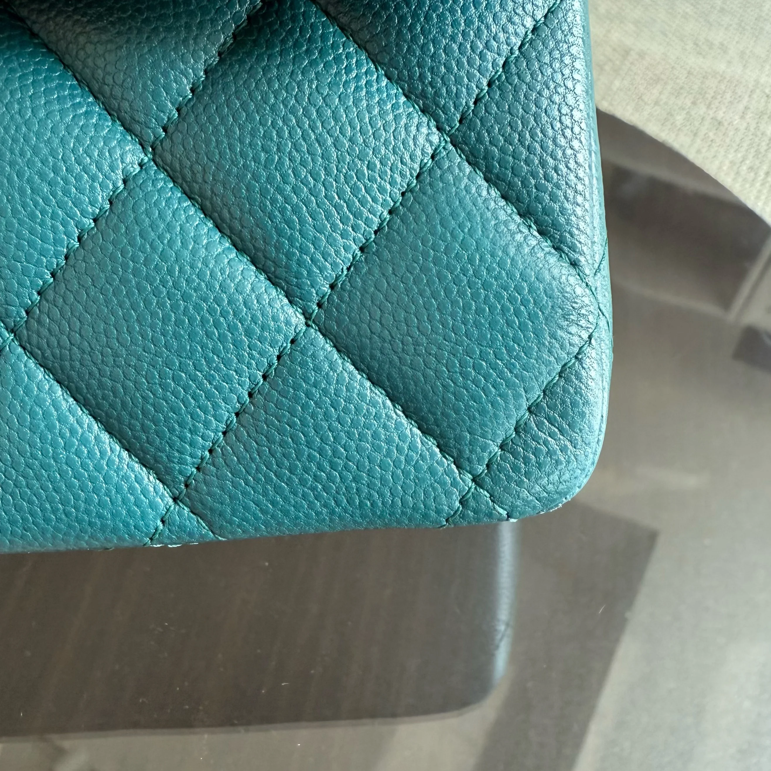 Chanel Classic Flap Medium - Caviar 25CM Quilted Grained Calfskin Blue Silver Hardware Series 26