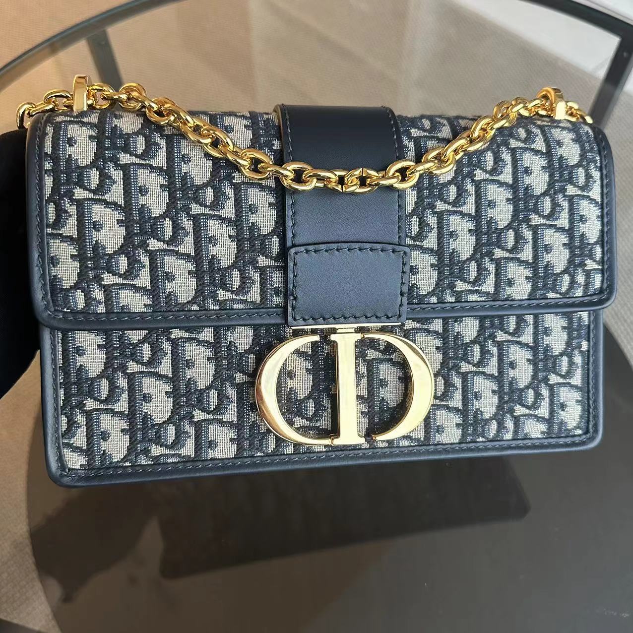 Dior 30 Montaigne - Oblique Canvas Bag with Golden Hardware