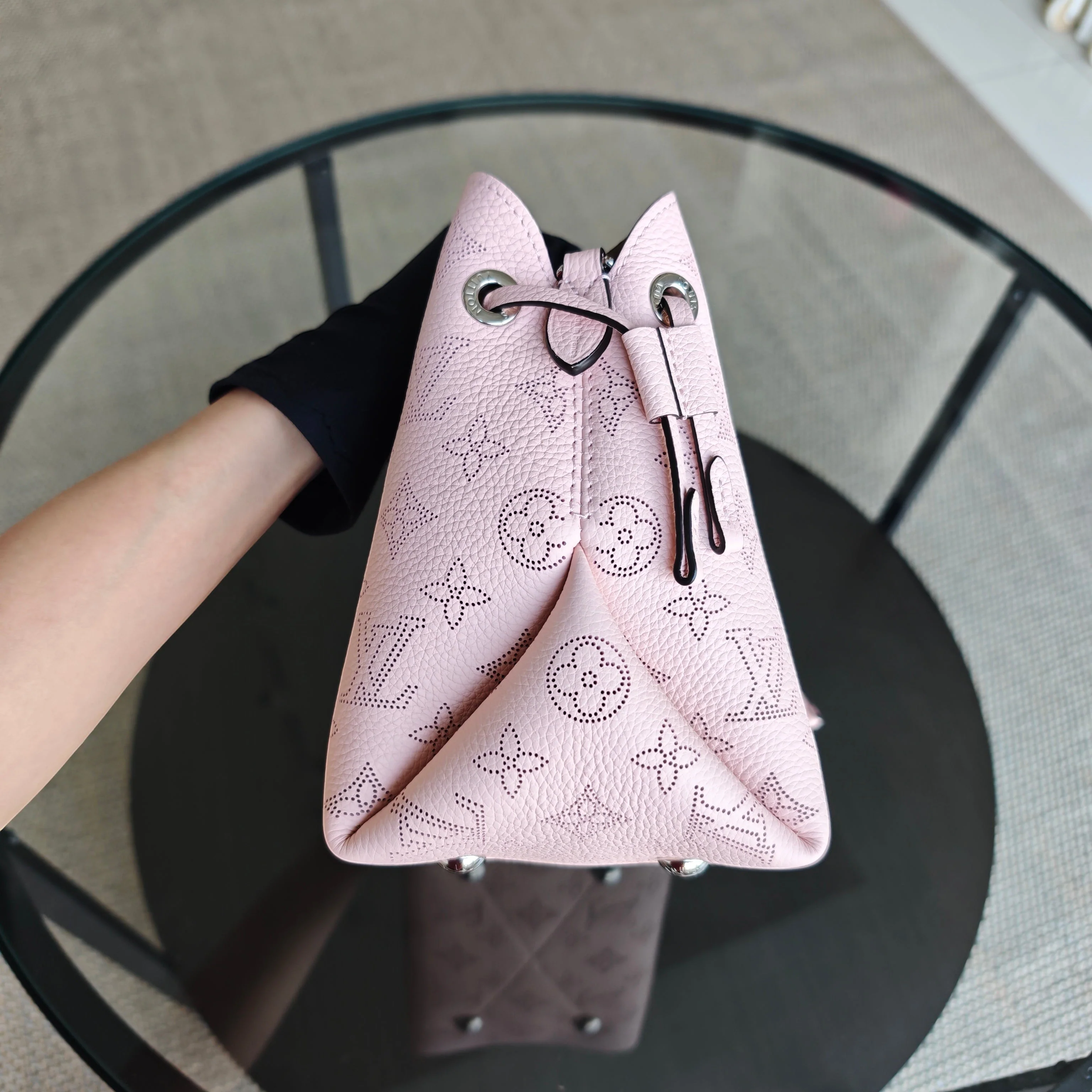 LOUIS VUITON Bella Bucket Bag Sakura Pink Calfskin Gold Hardware