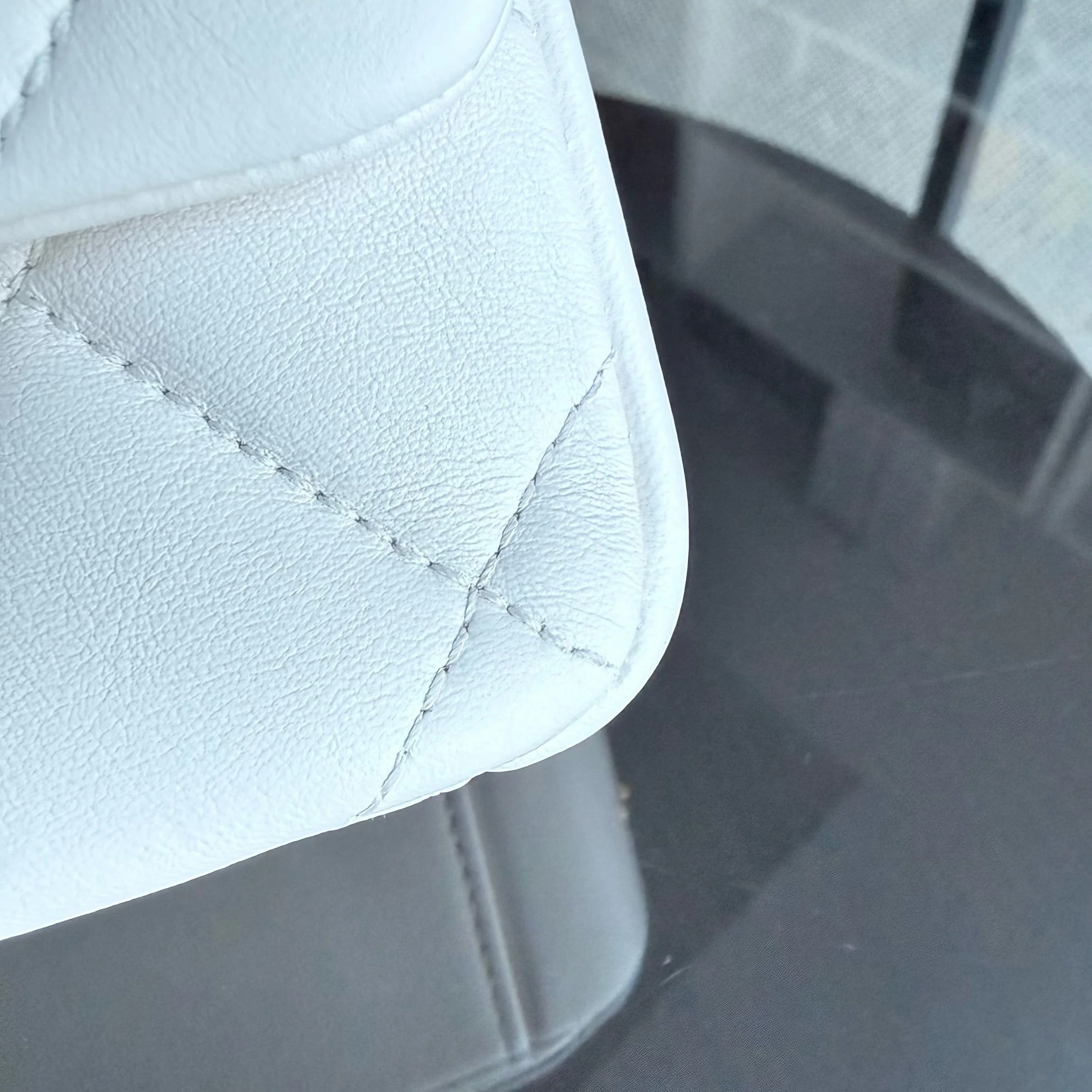 Chanel Classic Flap Mini Square - 17CM Quilted Lambskin White Gold Hardware Microchip