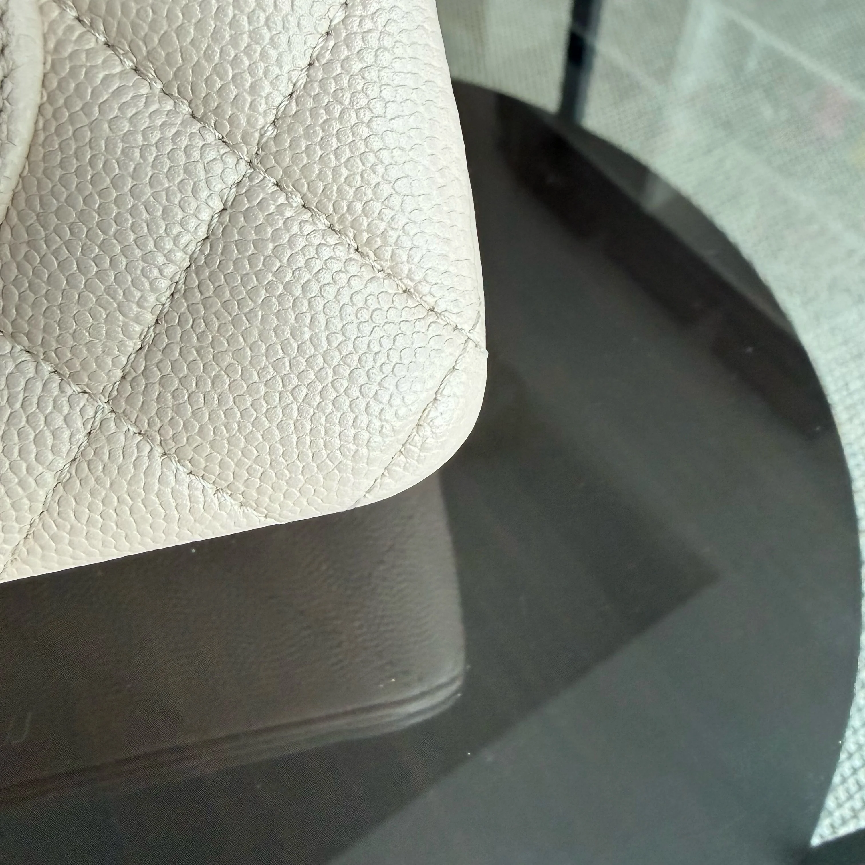 Chanel Classic Flap Small - Caviar 23CM Quilted Light Beige Gold Hardware Microchip