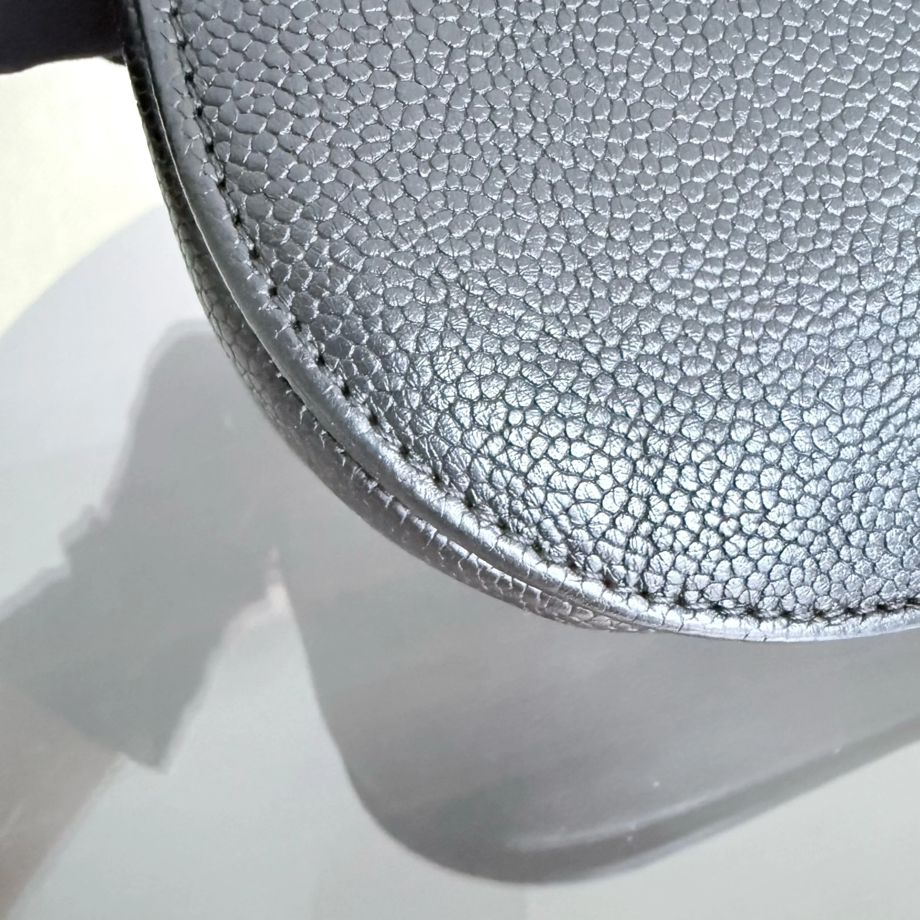 Chanel Coco Curve Cuba - Caviar Medium Black Gold Hardware