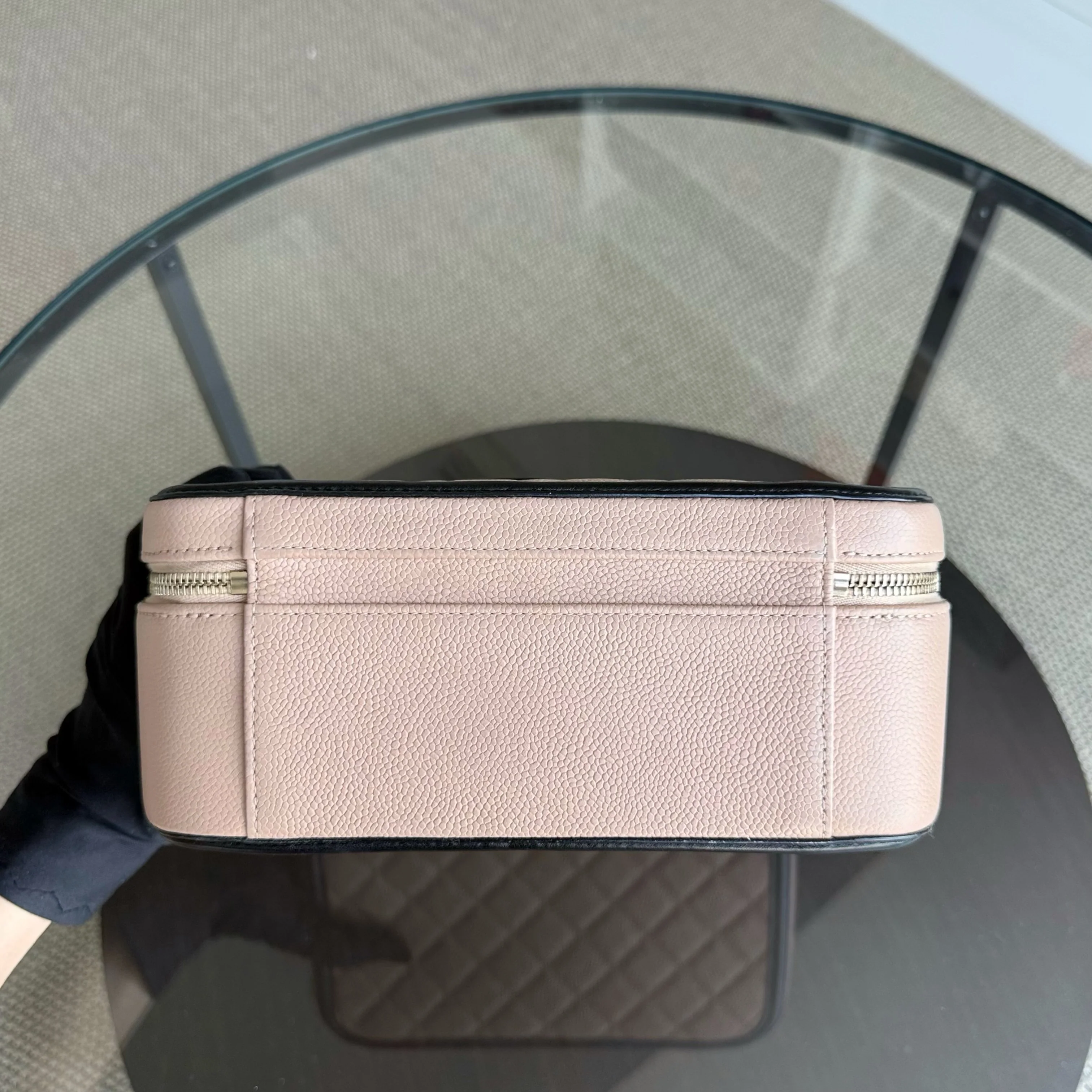 Chanel Camera Filigree Box Bag Large - Caviar Quilted Grained Calfskin Black Beige Gold Hardware Series 23