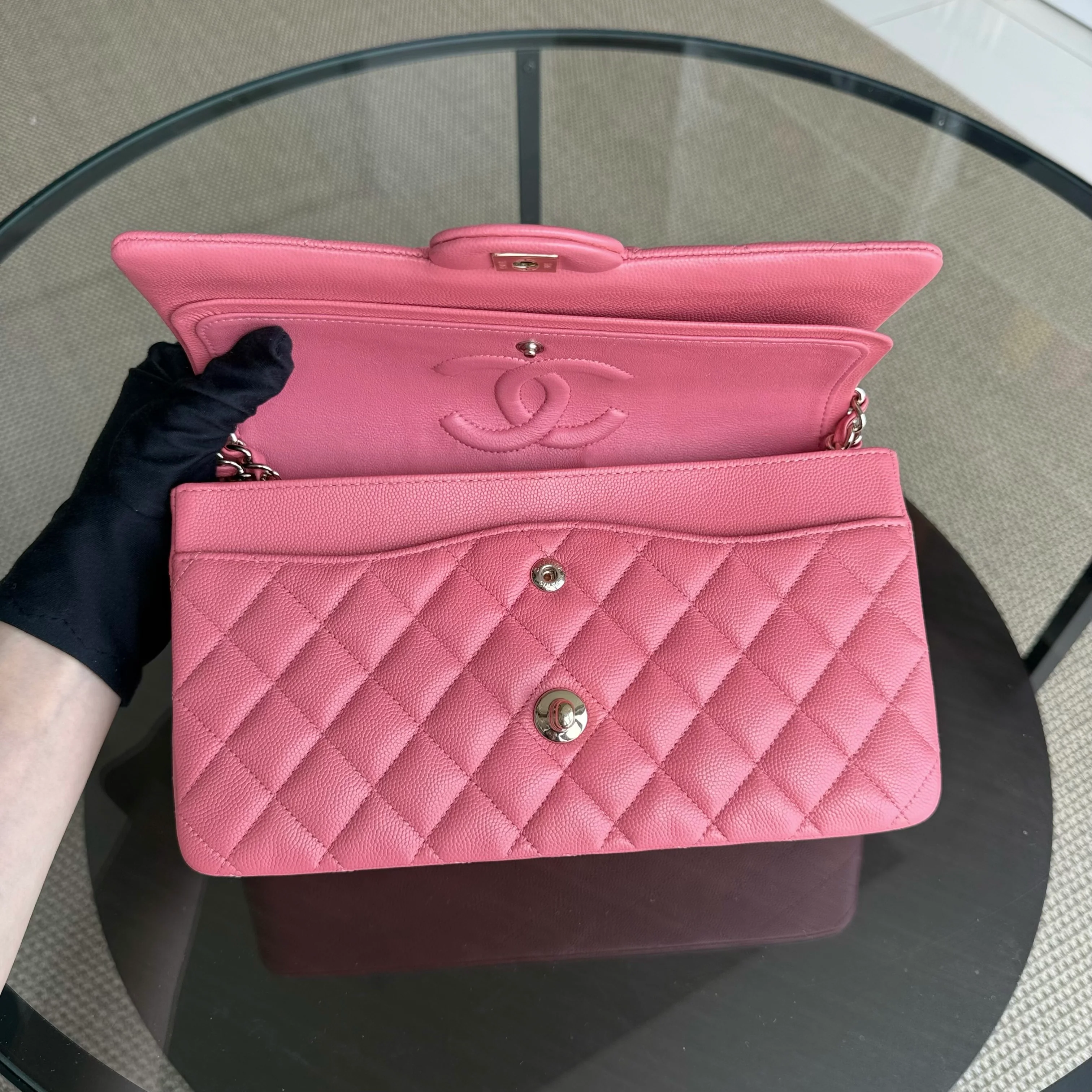 Chanel Classic Flap Medium - Caviar 25CM Quilted Grained Calfskin Pink Gold Hardware Series 28