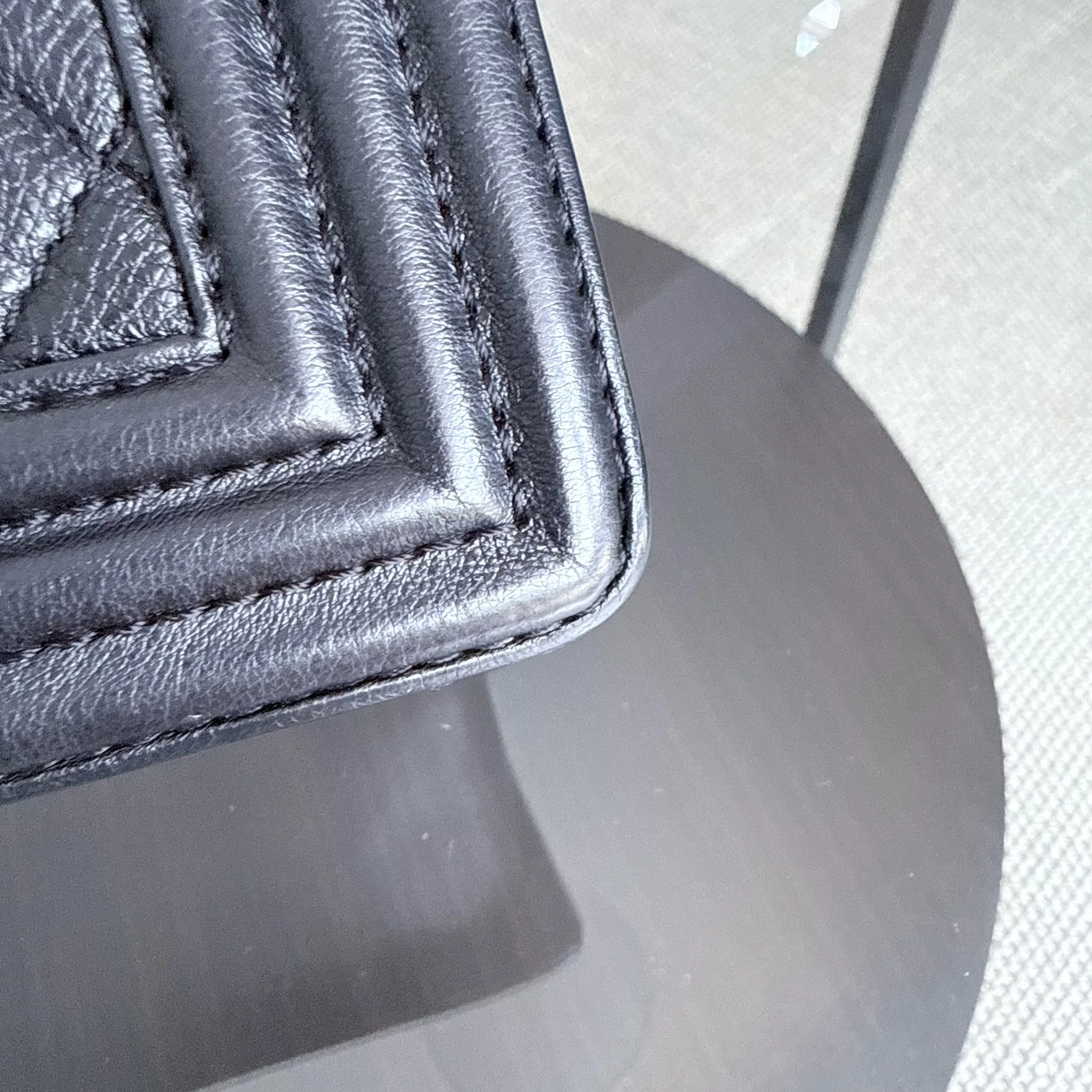 Chanel Boy Medium - Caviar 25CM Quilted Caviar Silver Hardware Series 18