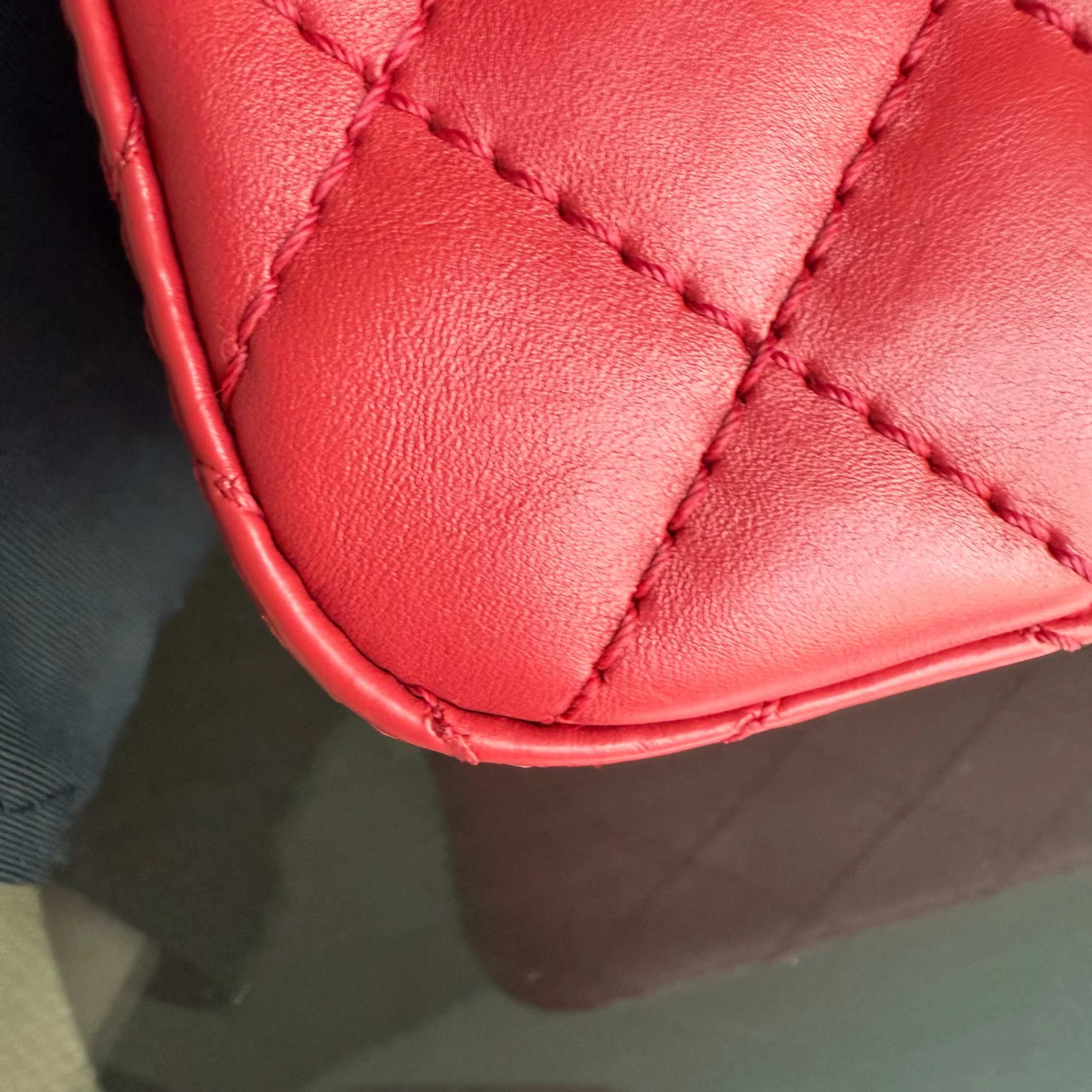 Chanel 2.55 Reissue 225 - Calfskin 24CM Quilted Red Ruthenium Gold Hardware Series 23