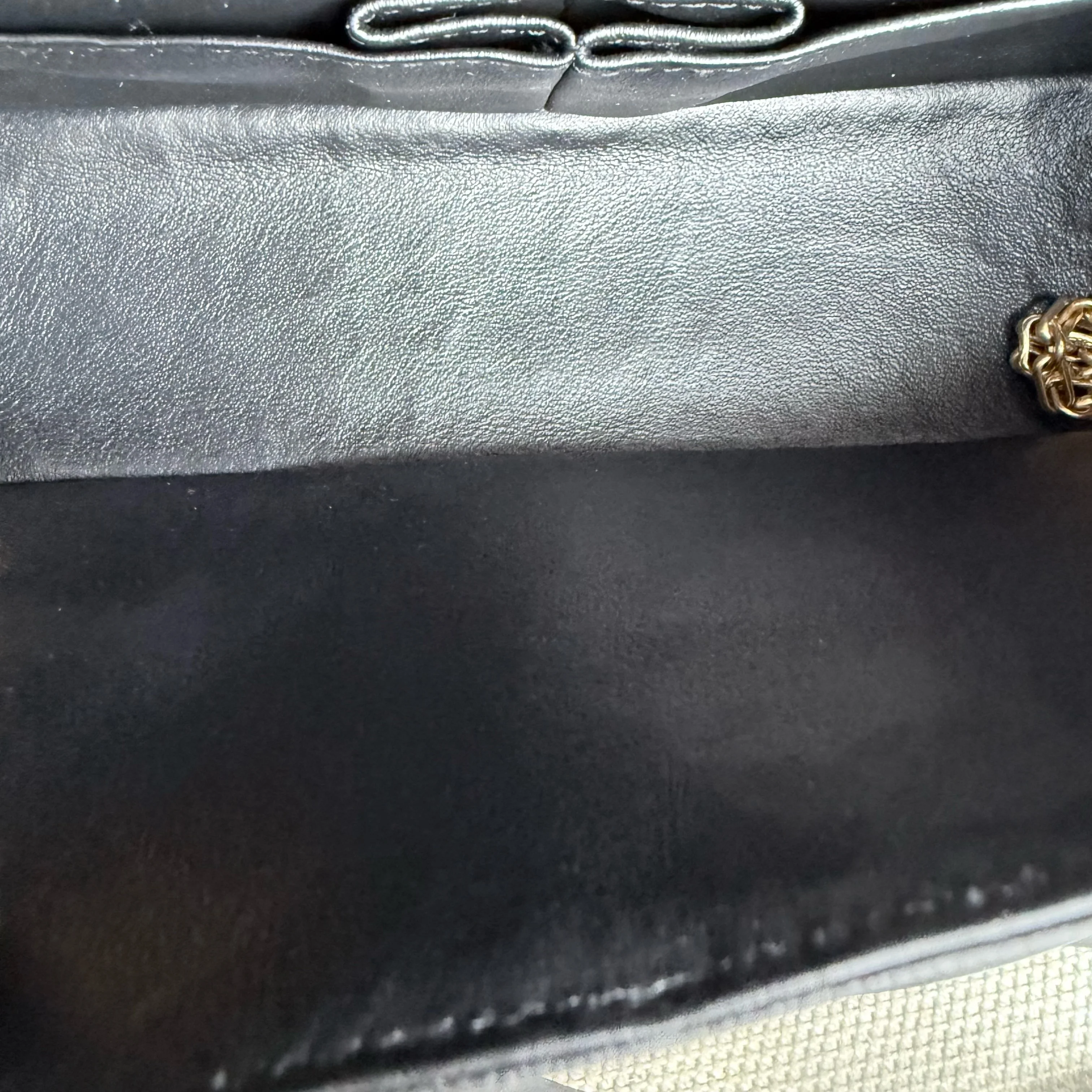 Chanel 2.55 Reissue 225 - 24CM Caviar Grained Calfskin Quilted Black Chevron Gold Hardware Series 27