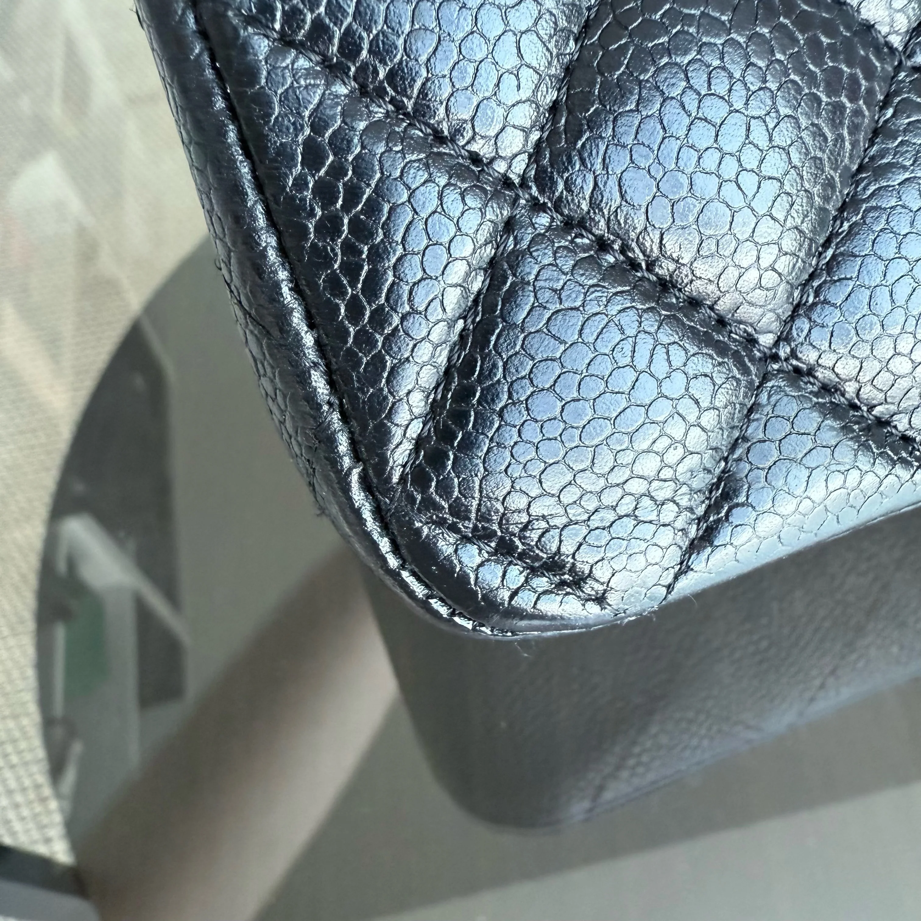 Chanel Classic Flap Medium - Caviar 25CM Quilted Grained Calfskin Black Silver Hardware Series 13