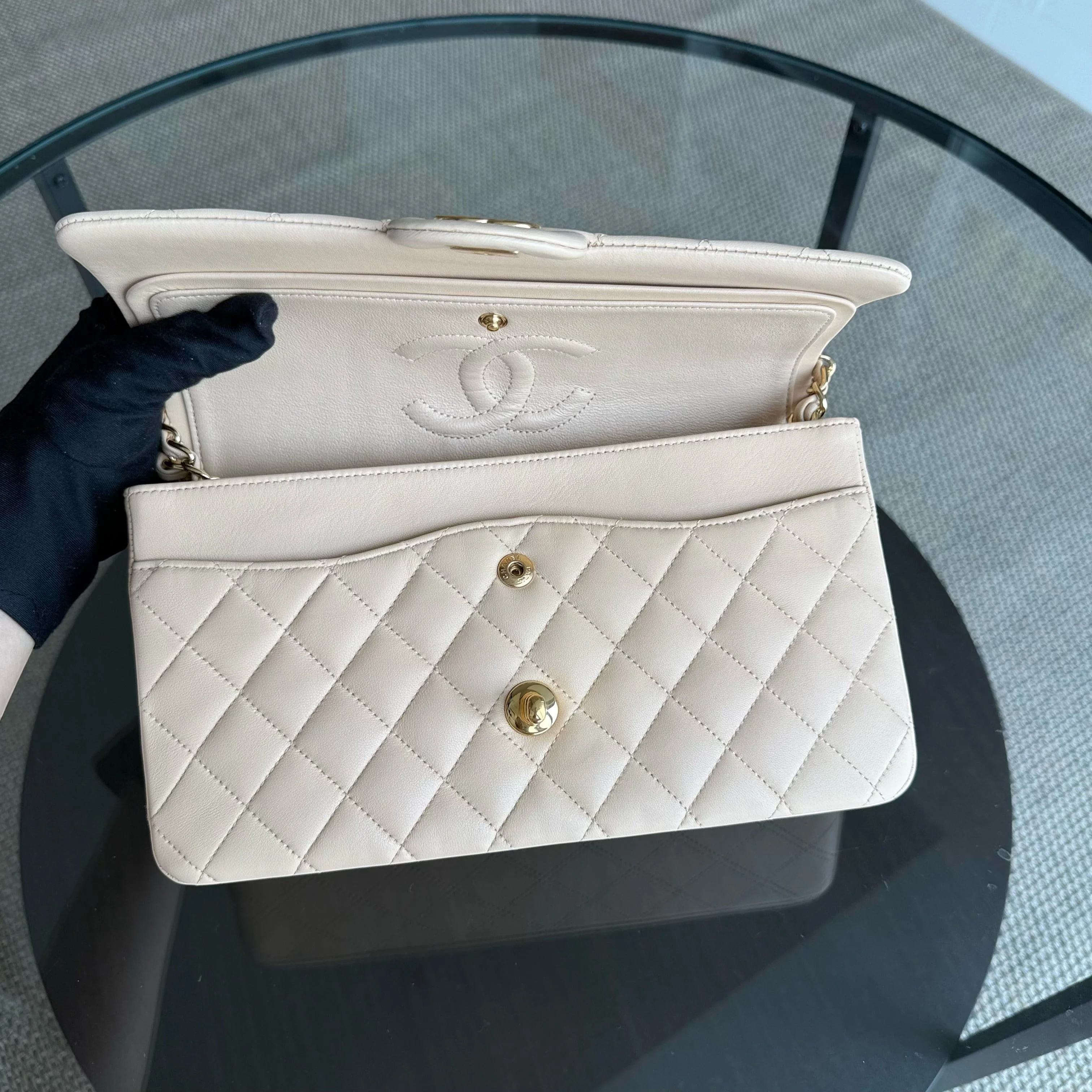 Chanel Classic Flap Medium - 25CM Quilted Lambskin Beige Gold Hardware