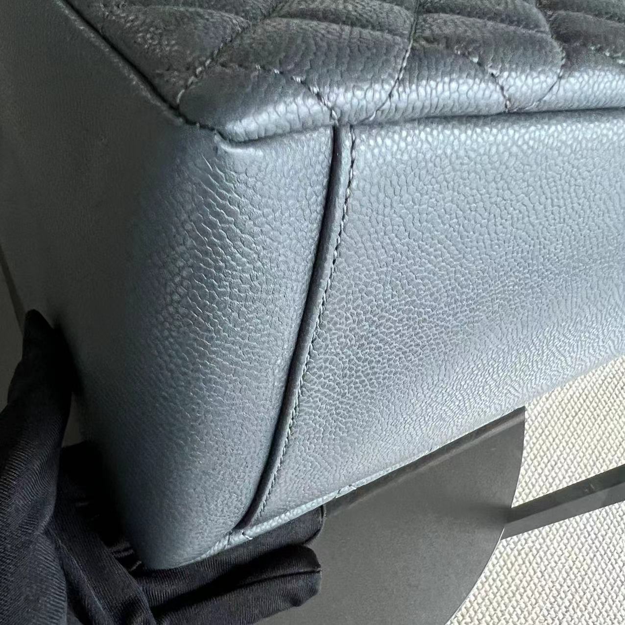 Caviar GST Grand Shopping Tote Quilted Grained Calfskin Grey Silver Hardware Series 13