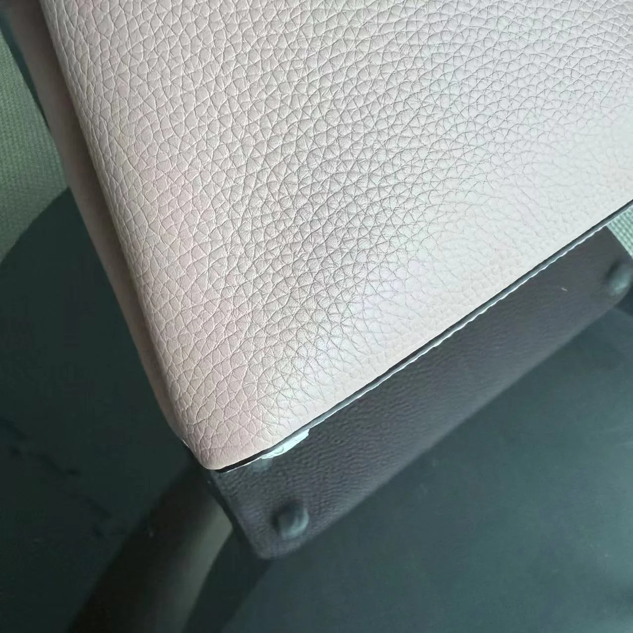 Louis Vuitton Capucines - BB Taurillon Calfskin Rose Jasmin Silver Hardware