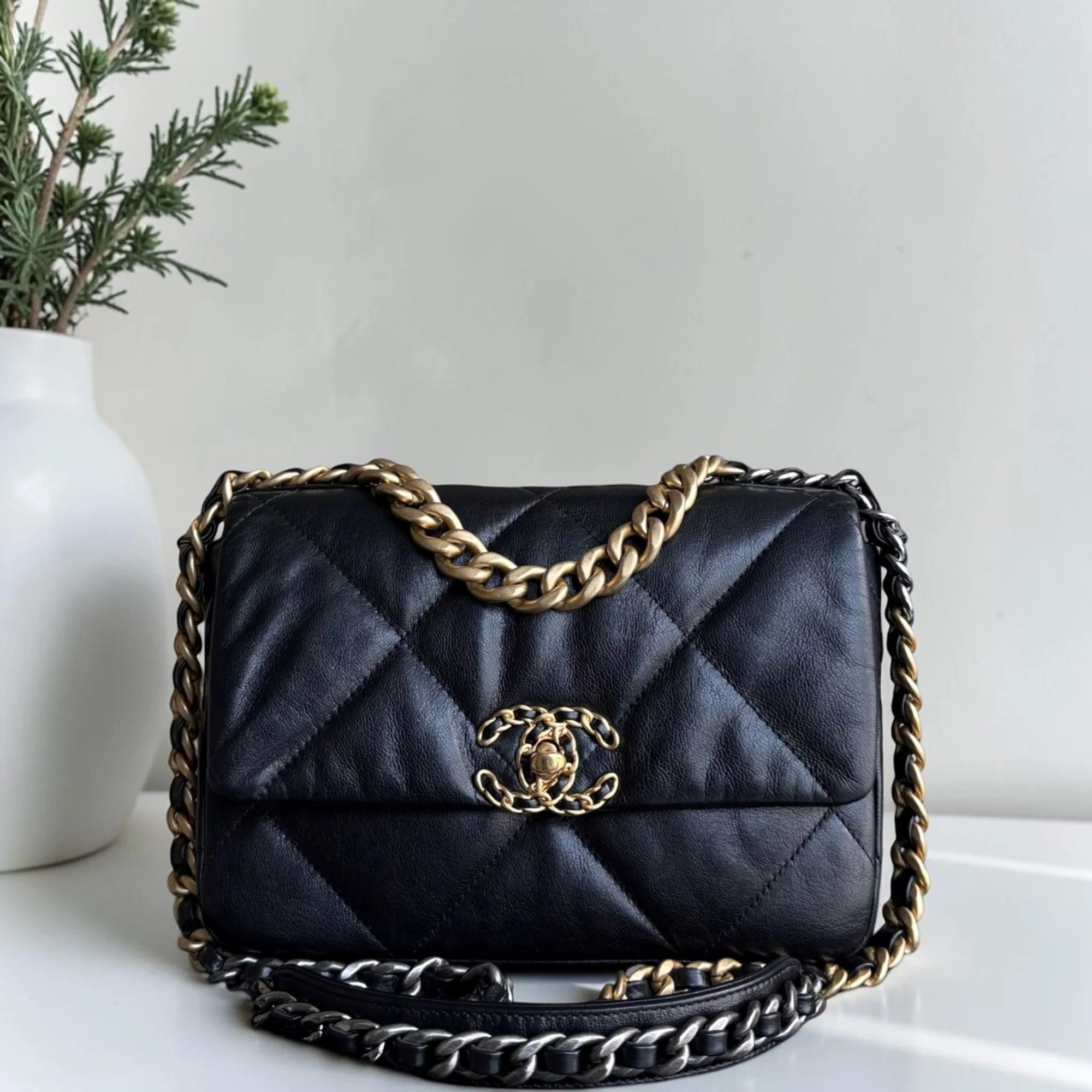 Chanel 19 Bag Small C19 - Quilted Goatskin Black Gold Two-tone Hardware Series 30