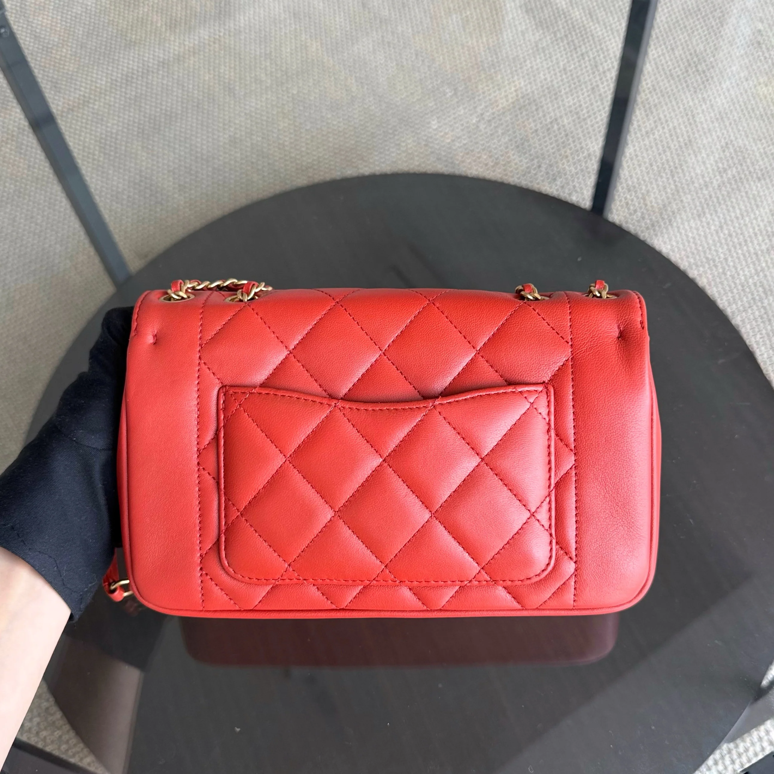 Chanel Diana Reissue Small - 22CM Quilted Lambskin Red Gold Hardware Series 20