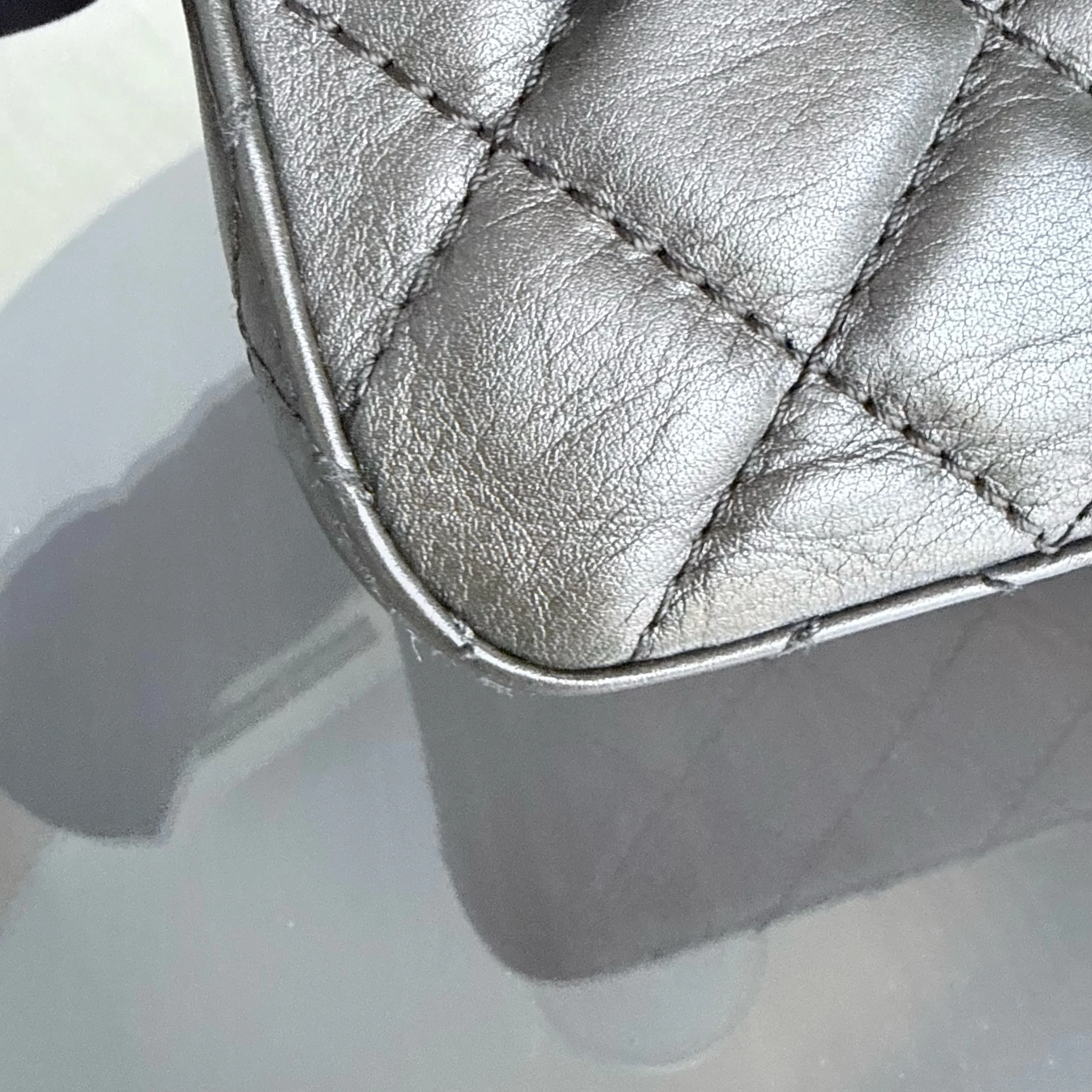 Chanel 2.55 Reissue 226 - Quilted Aged Calfskin Dark Grey Bronze Gold Hardware