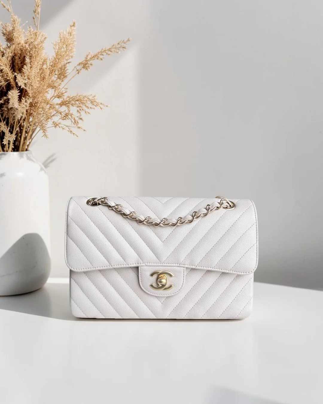 Chanel Classic Flap Small - Caviar 23CM Chevron Cream White Gold Hardware Series 26