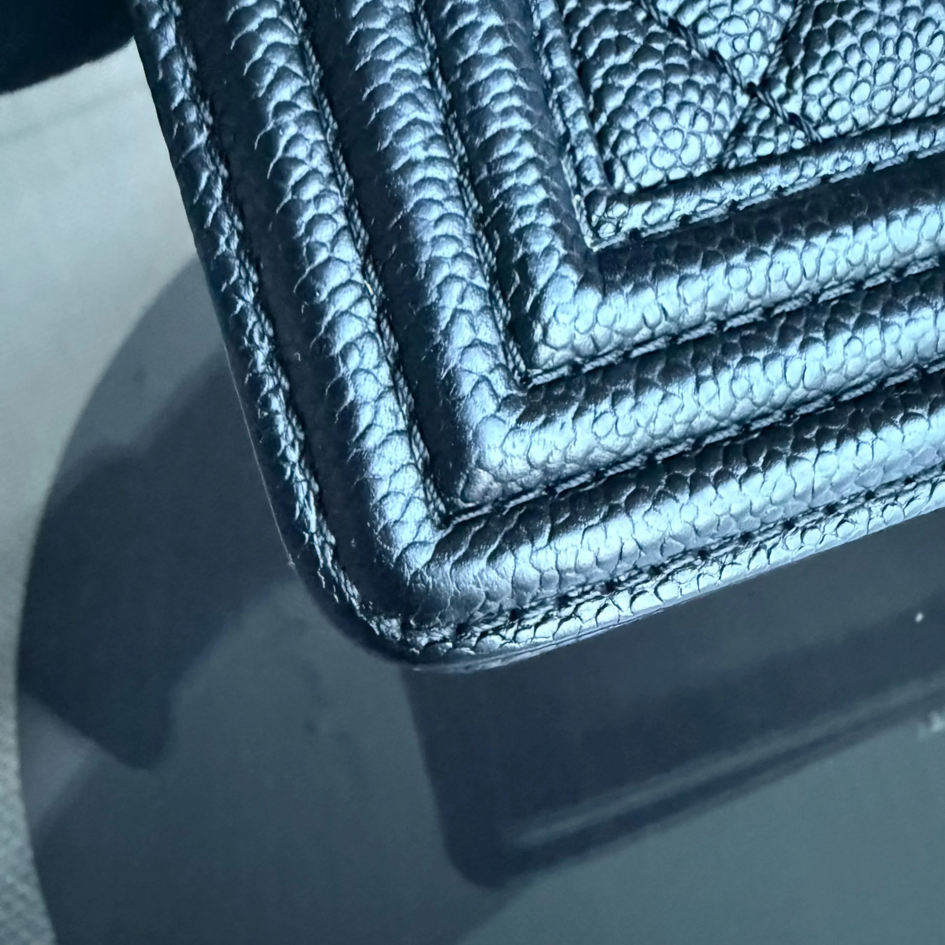 Chanel Boy Medium - Caviar Quilted Grained Calfskin Black Ruthenium Silver Hardware Series 20