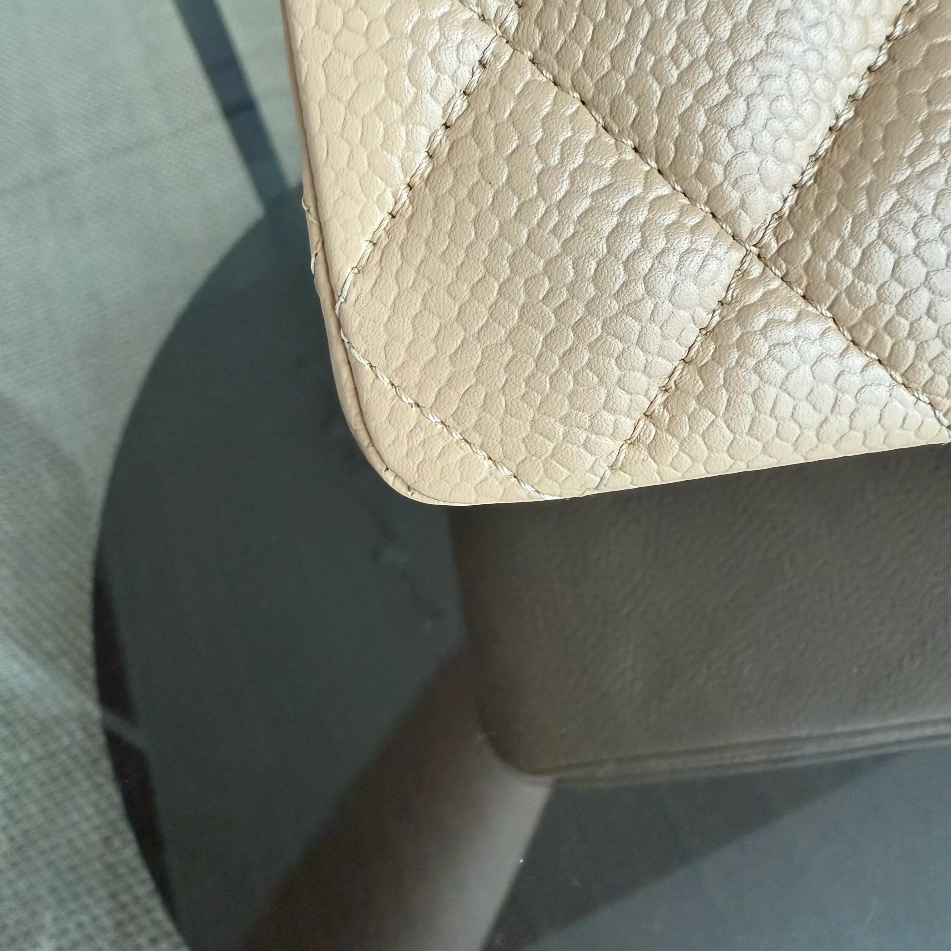 Chanel Classic Flap Medium - Caviar 25CM Quilted Grained Calfskin Beige Gold Hardware Series 14