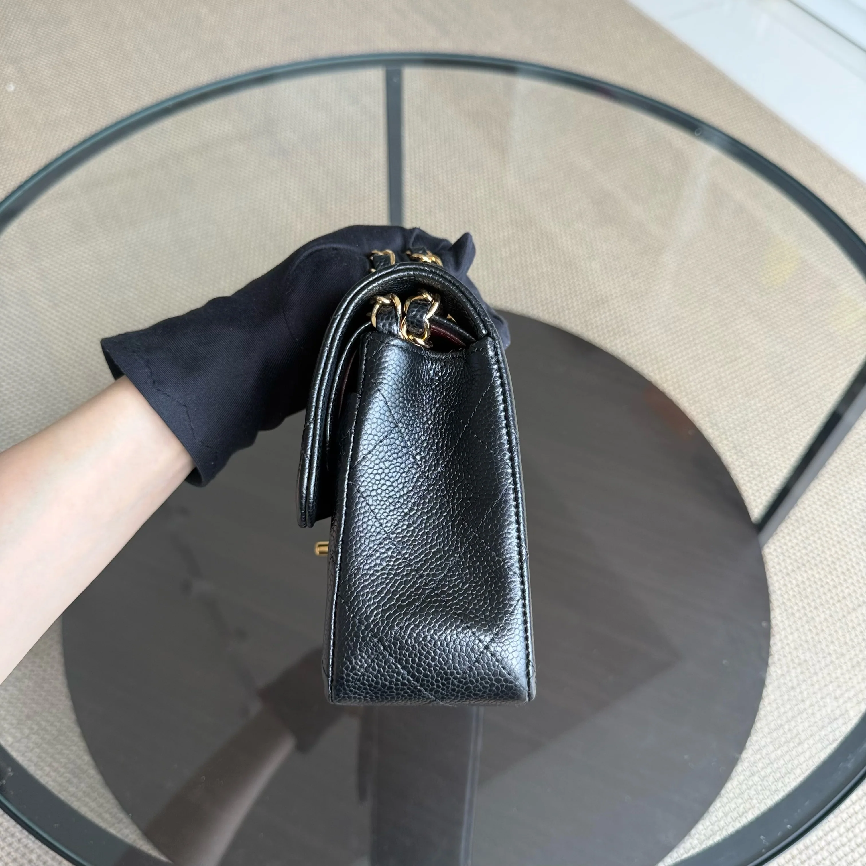 Chanel Classic Flap Small - Caviar 23CM Quilted Black Gold Hardware