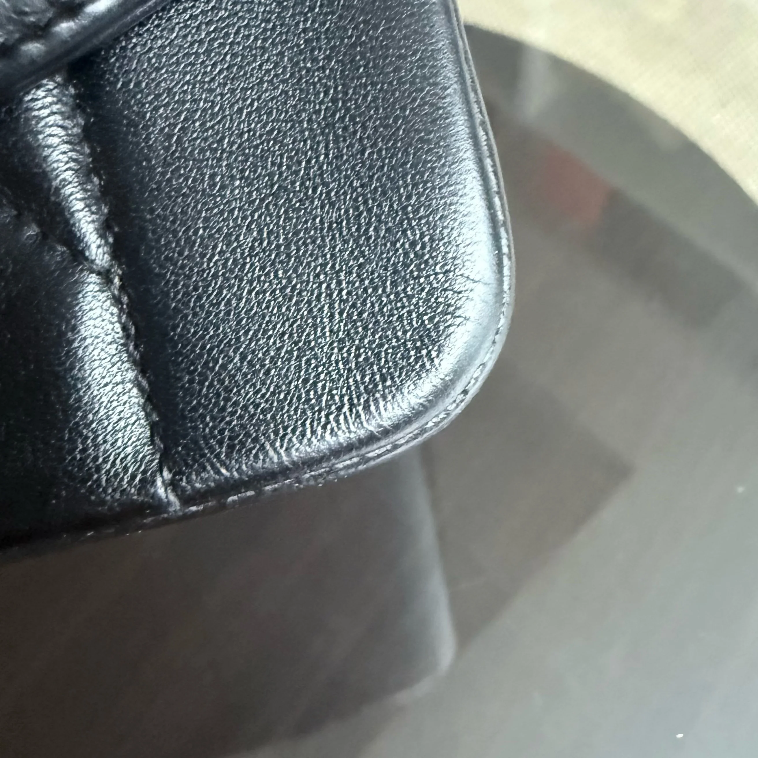 Chanel Diana Medium Vintage - Quilted Lambskin Black Gold Hardware Series 2