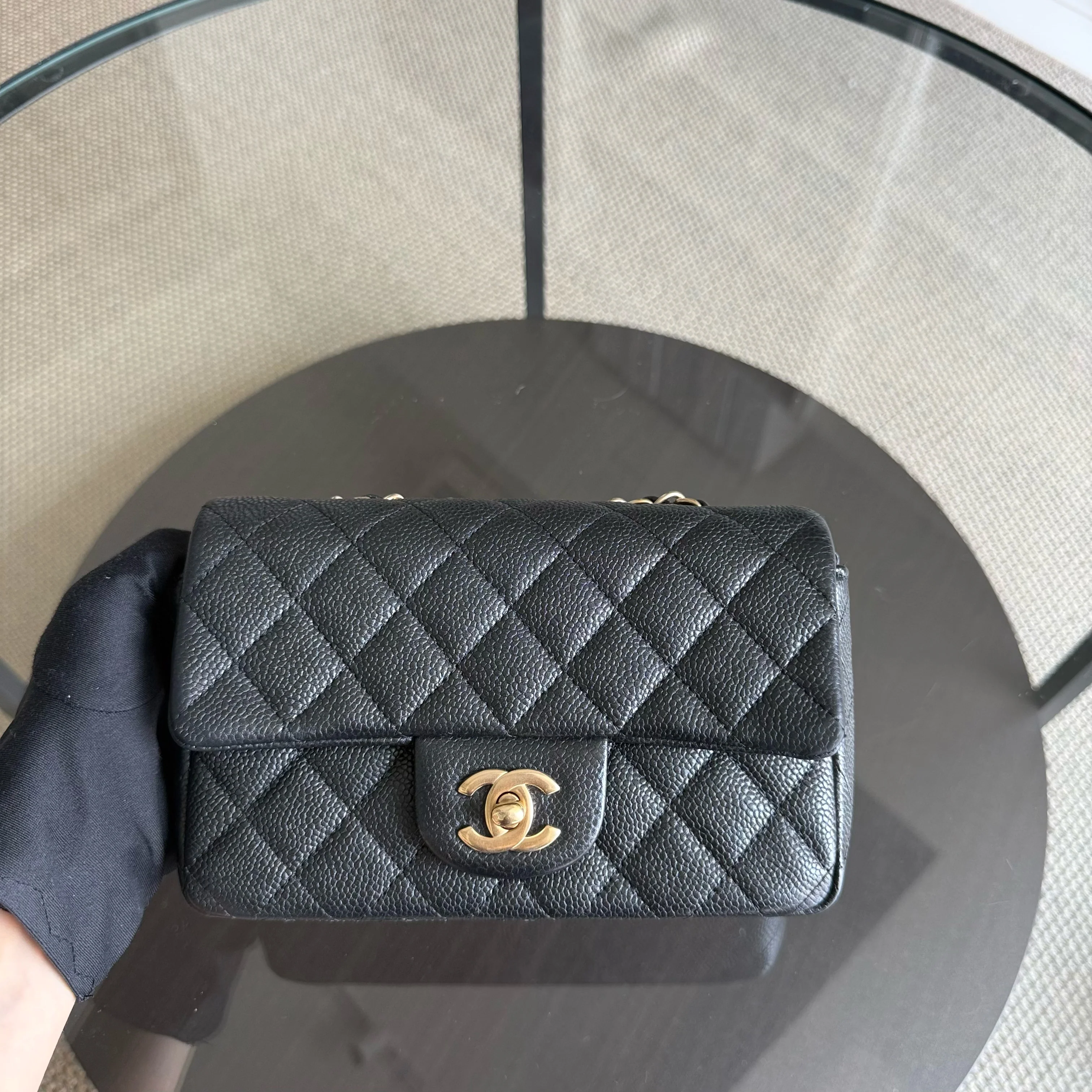 Chanel Classic Flap Mini - Caviar 20CM Quilted Grained Calfskin Black Gold Hardware Series 20